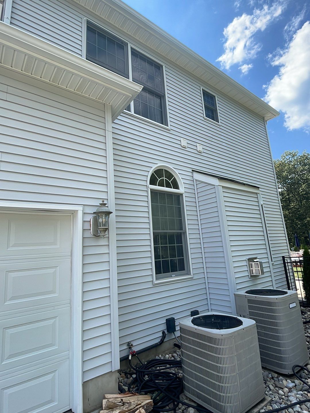 Roof Wash & House Wash by SJ Exterior