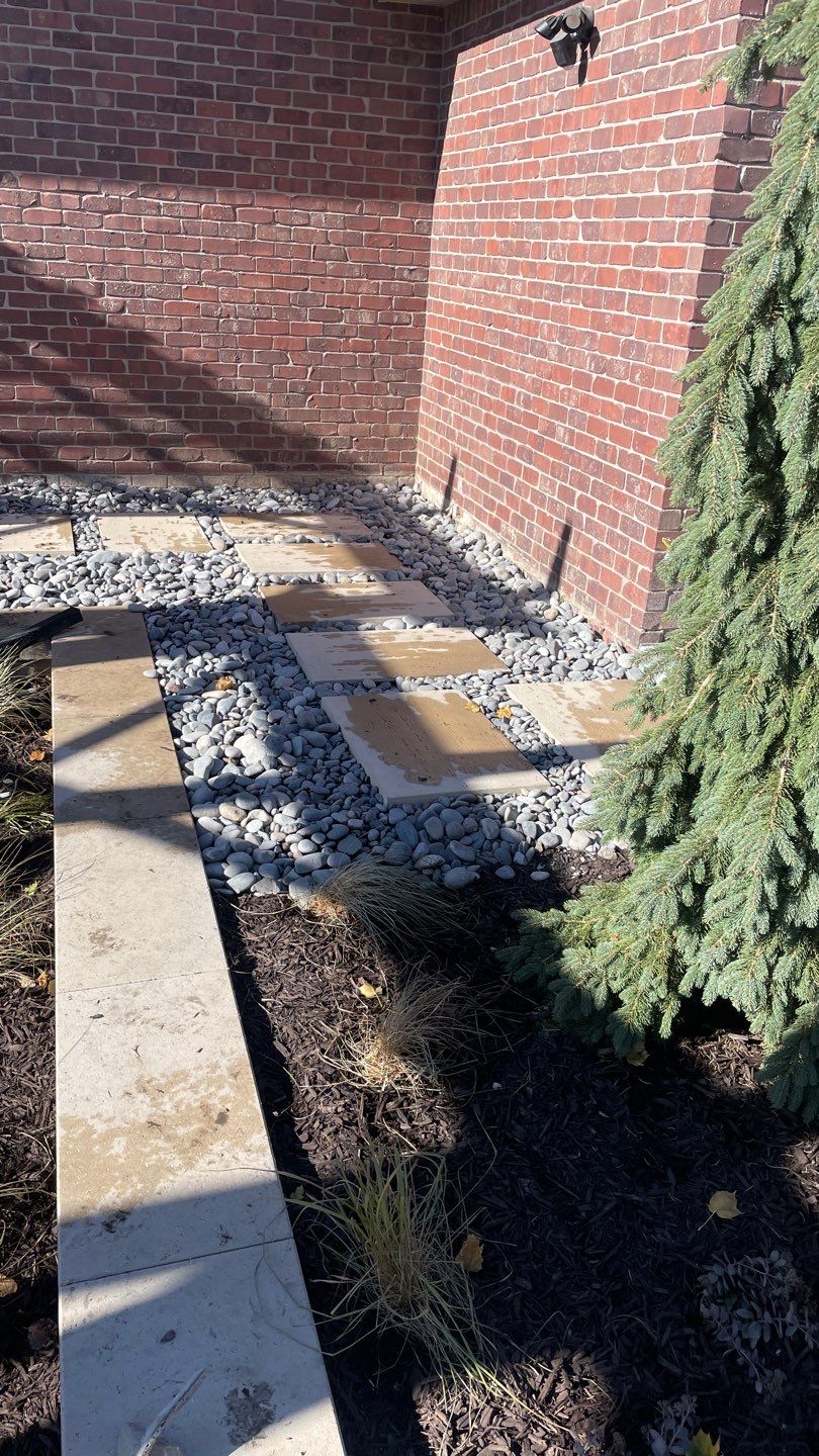 Landscape Bed Updates.  by New Horizon Landscapes