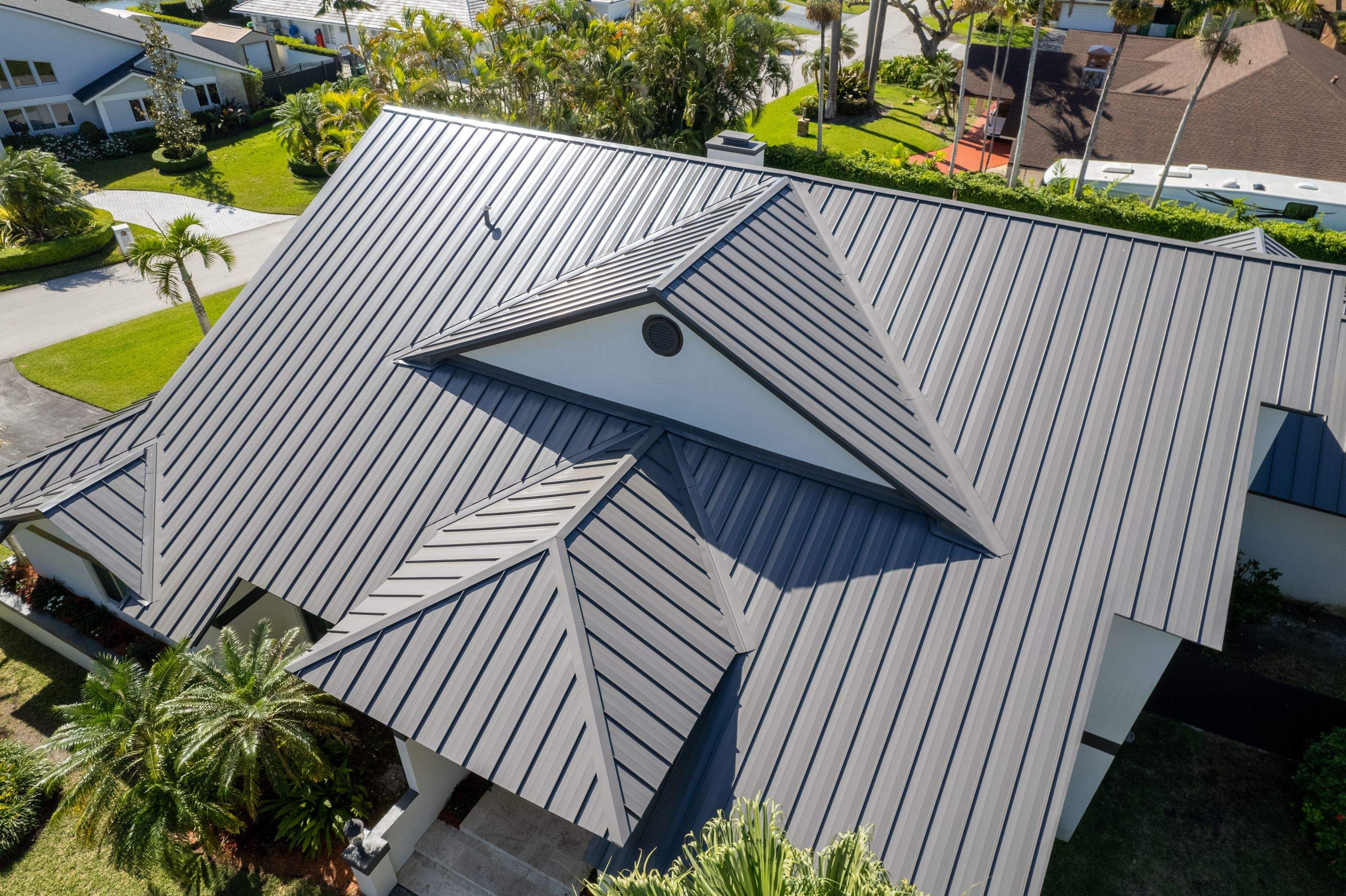 Metal Roof - Galvalume - Charcoal by Istueta Roofing