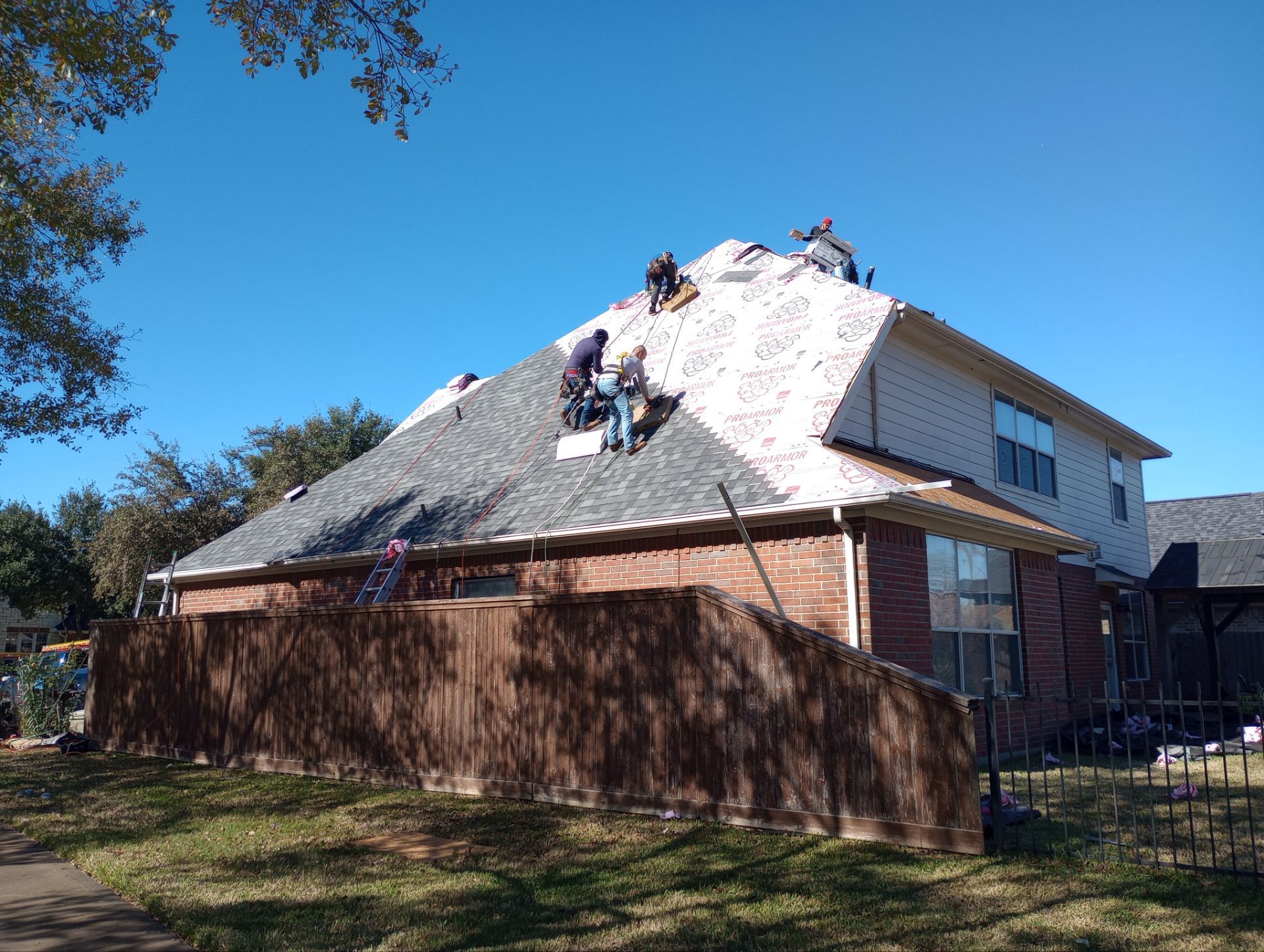 Residential Roofing Installation using Owen's Corning Duration (Lifetime) Shingles by Roof Repair Company