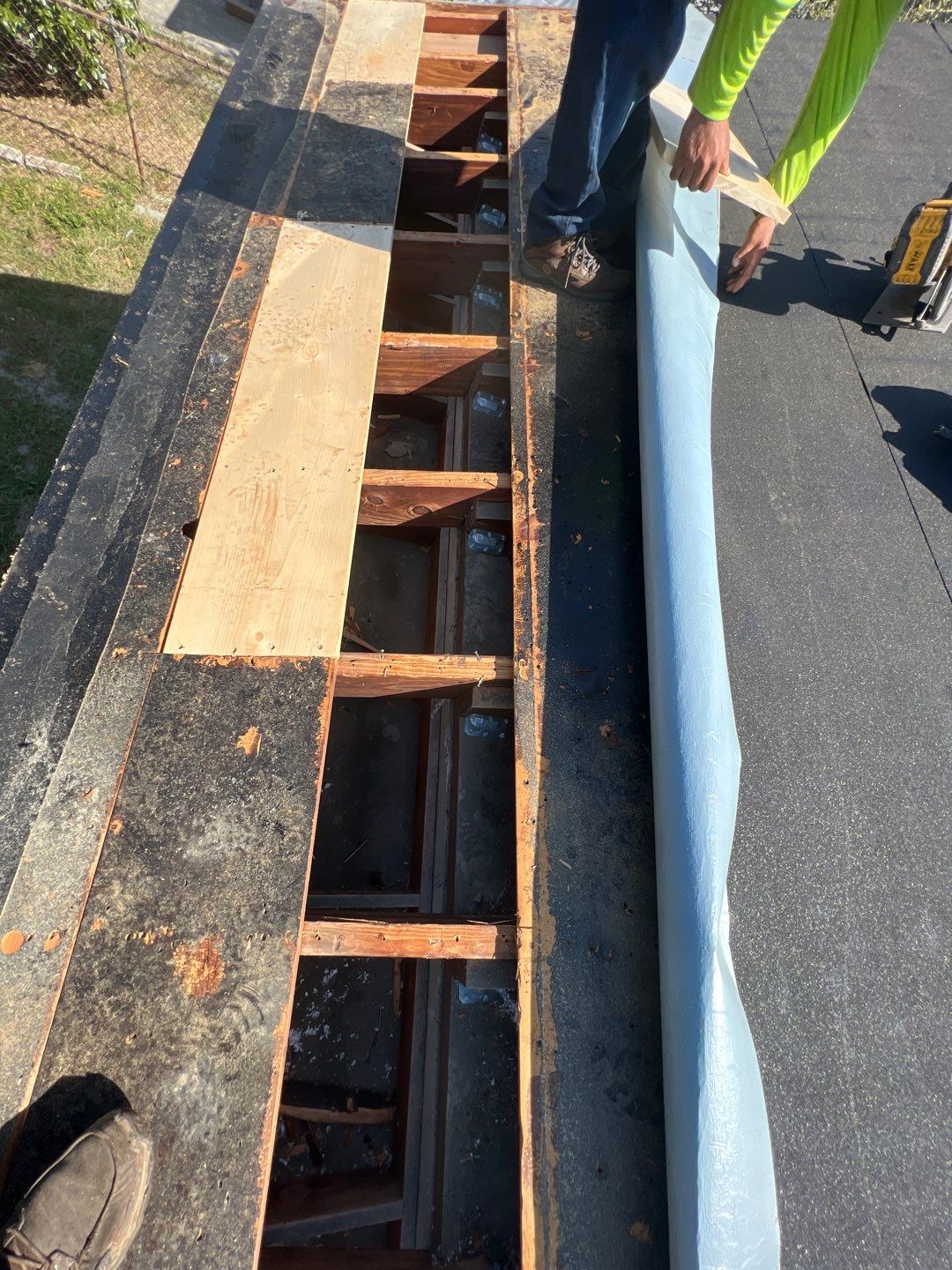 Project in St. Petersburg 33710 by Mitchell Roofing Company LLC 