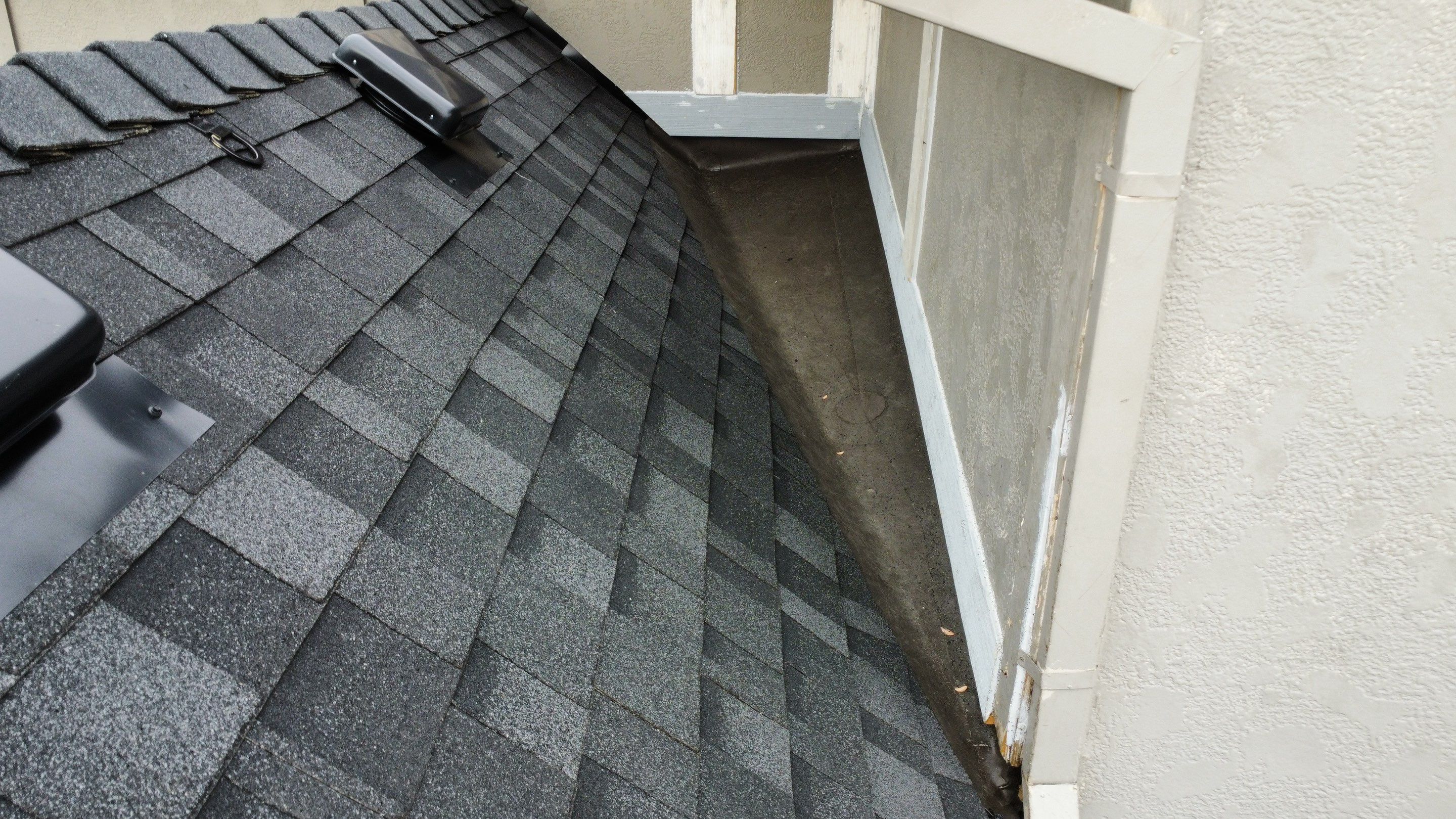 IKO Dynasty Granite Black by Orezona Building & Roofing Company, Inc.