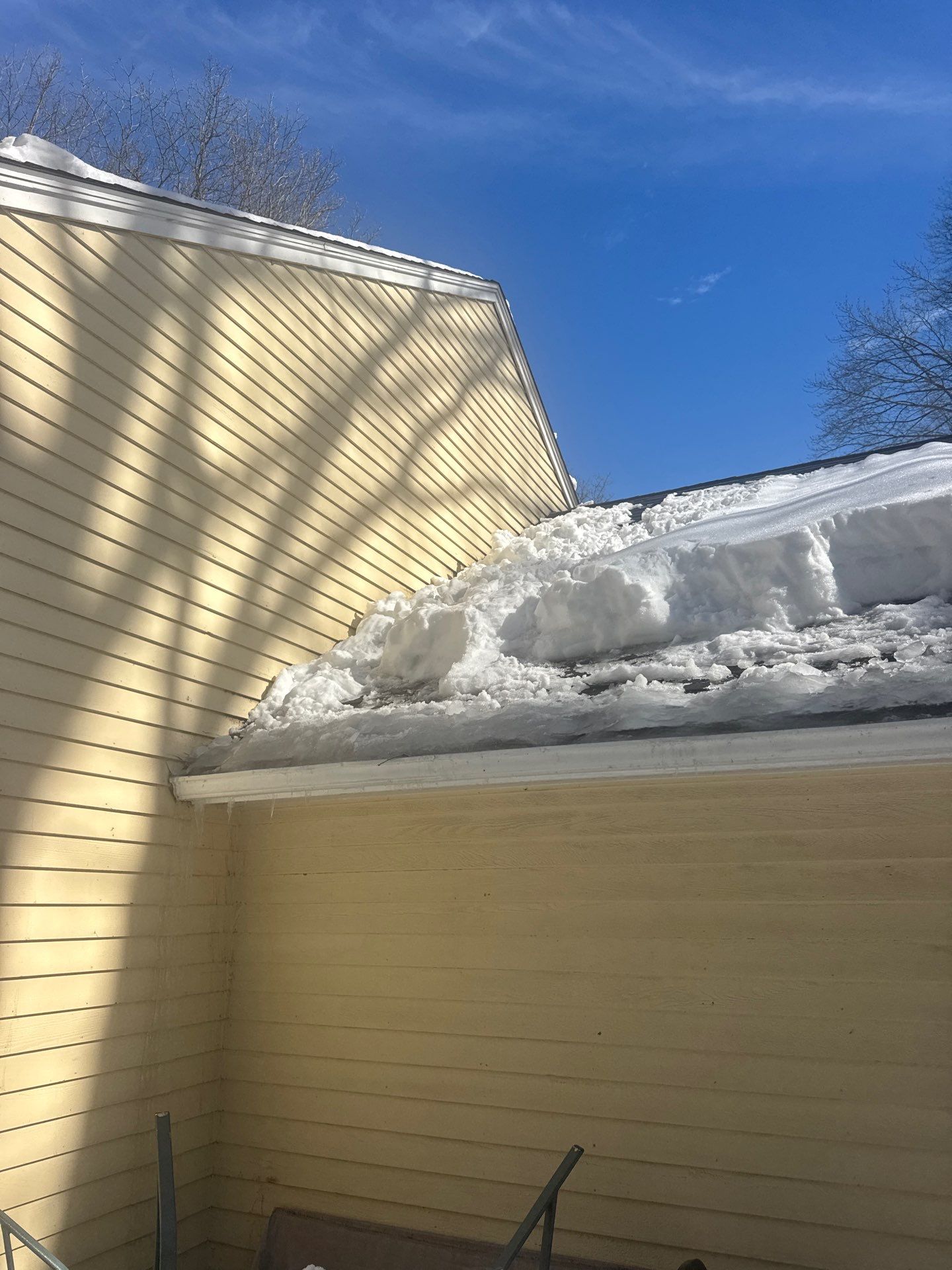 Ice Dam Removal & Snow Removal in Lexington, MA by Mighty Dog Roofing of Greater Middlesex County