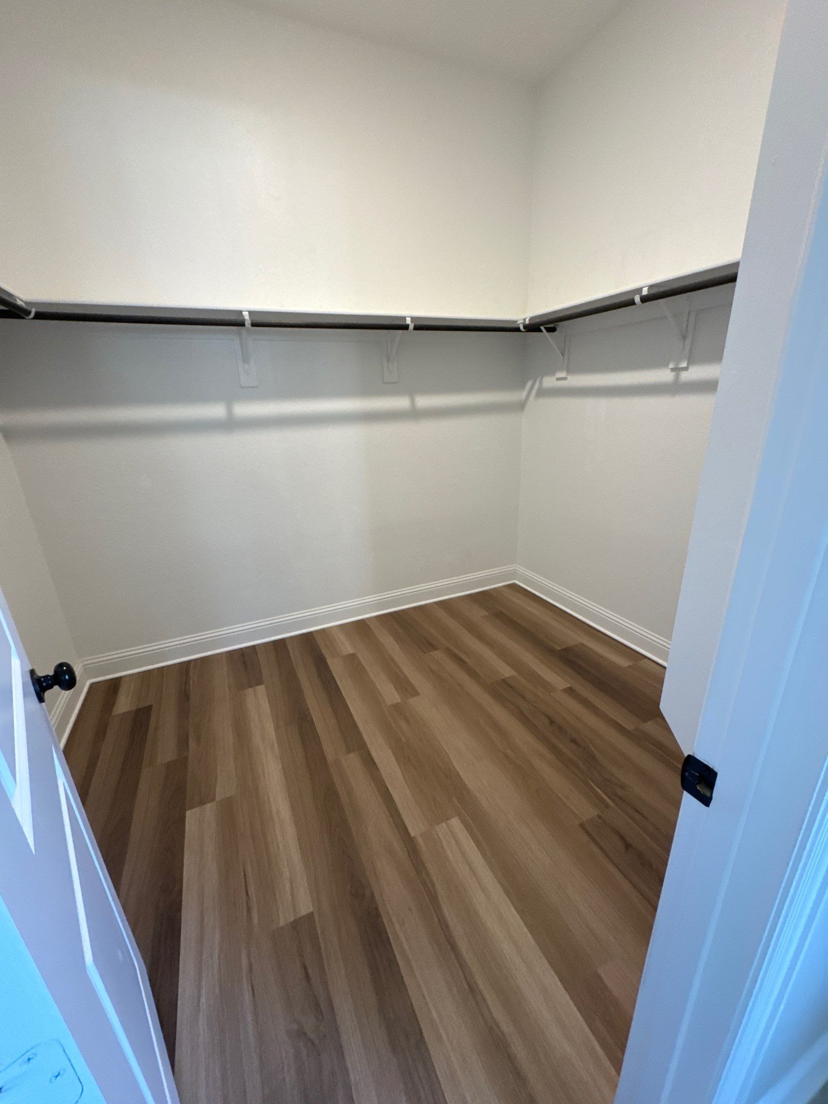 Total Home Refinement: High-Gloss Garage & Custom Interior Storage by Tibi Soli LLC