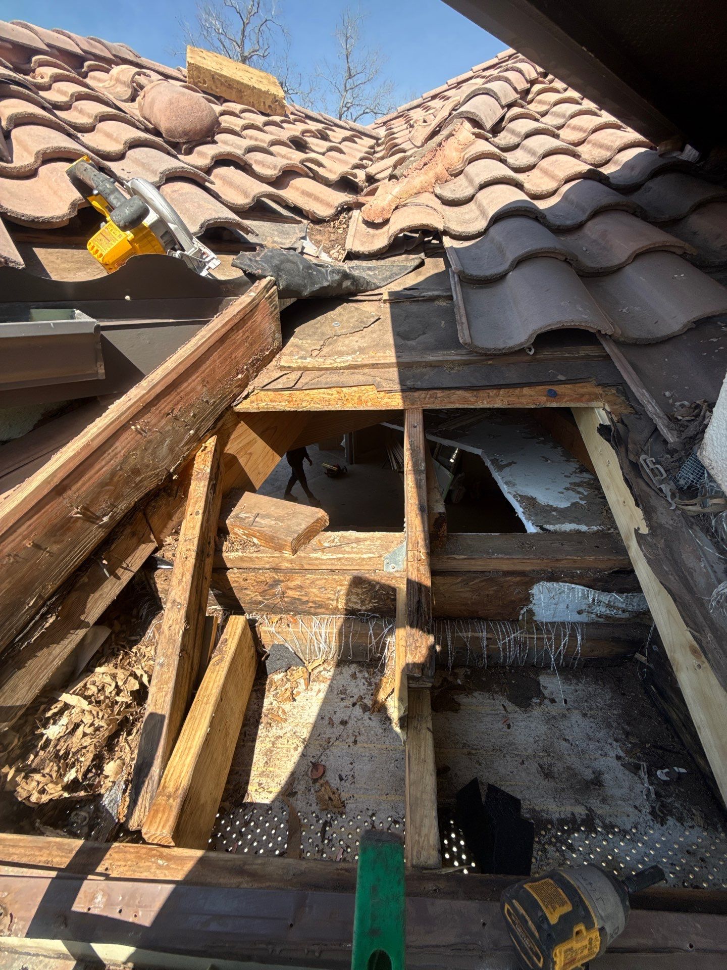 Roof Replacement in Sienna Village of Bees Creek, Missouri City TX by Roof Repair Company