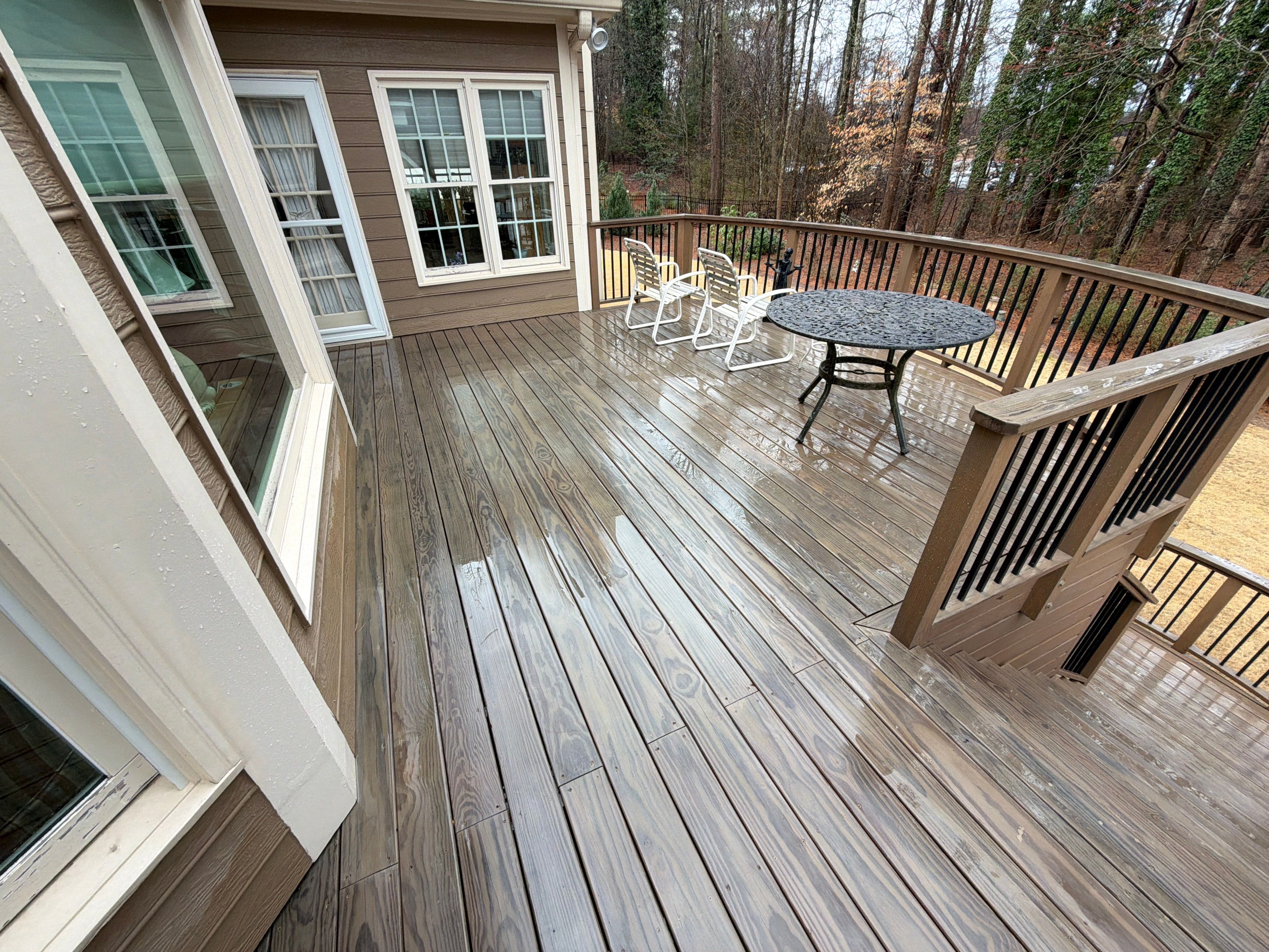 Alpharetta, GA Siding Replacement and Deck Stain by Nelson Exteriors
