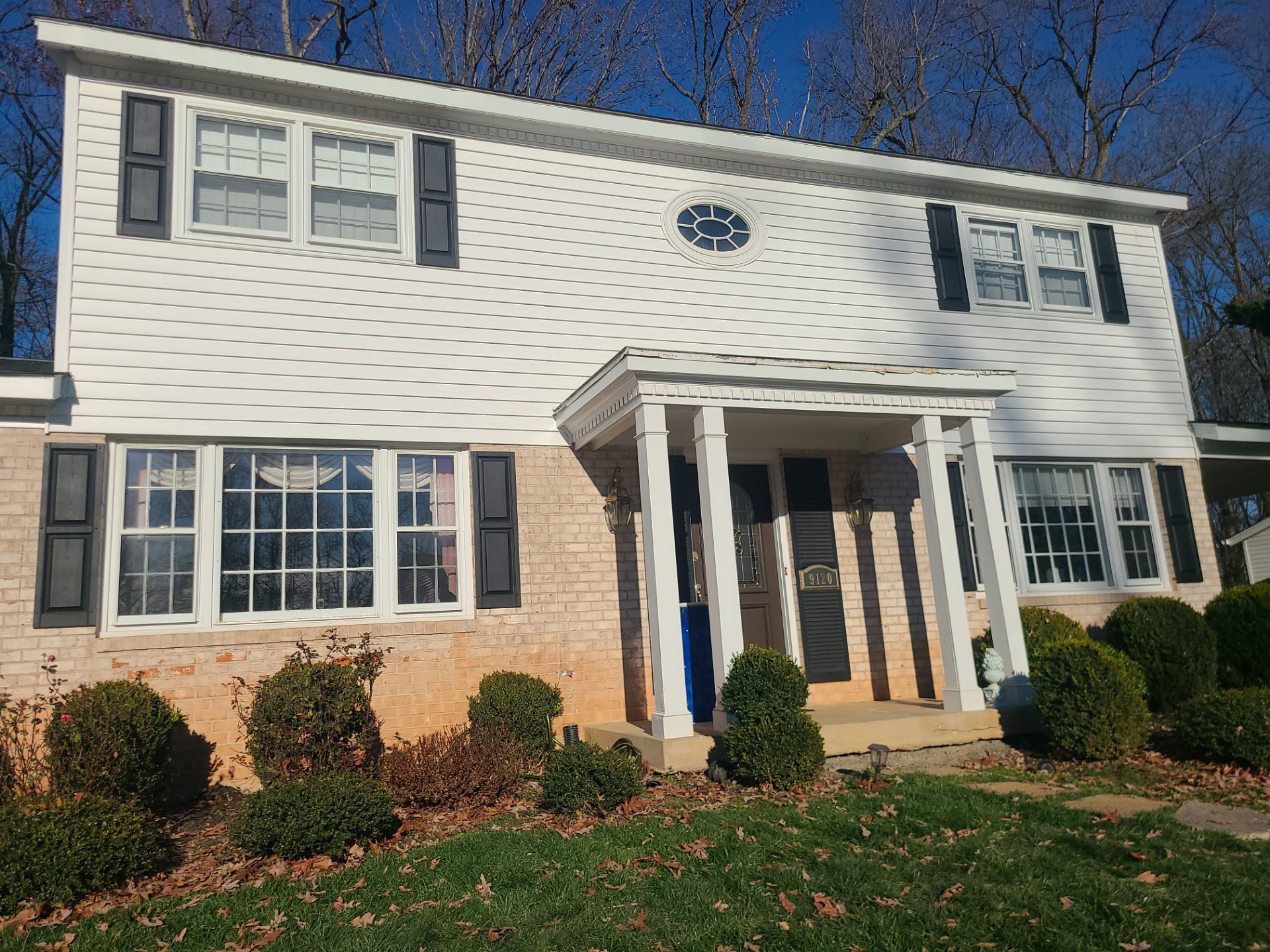 Springfield CertainTeed Charcoal Black Roof & CertainTeed Colonial White Siding by RM Banning, Inc.