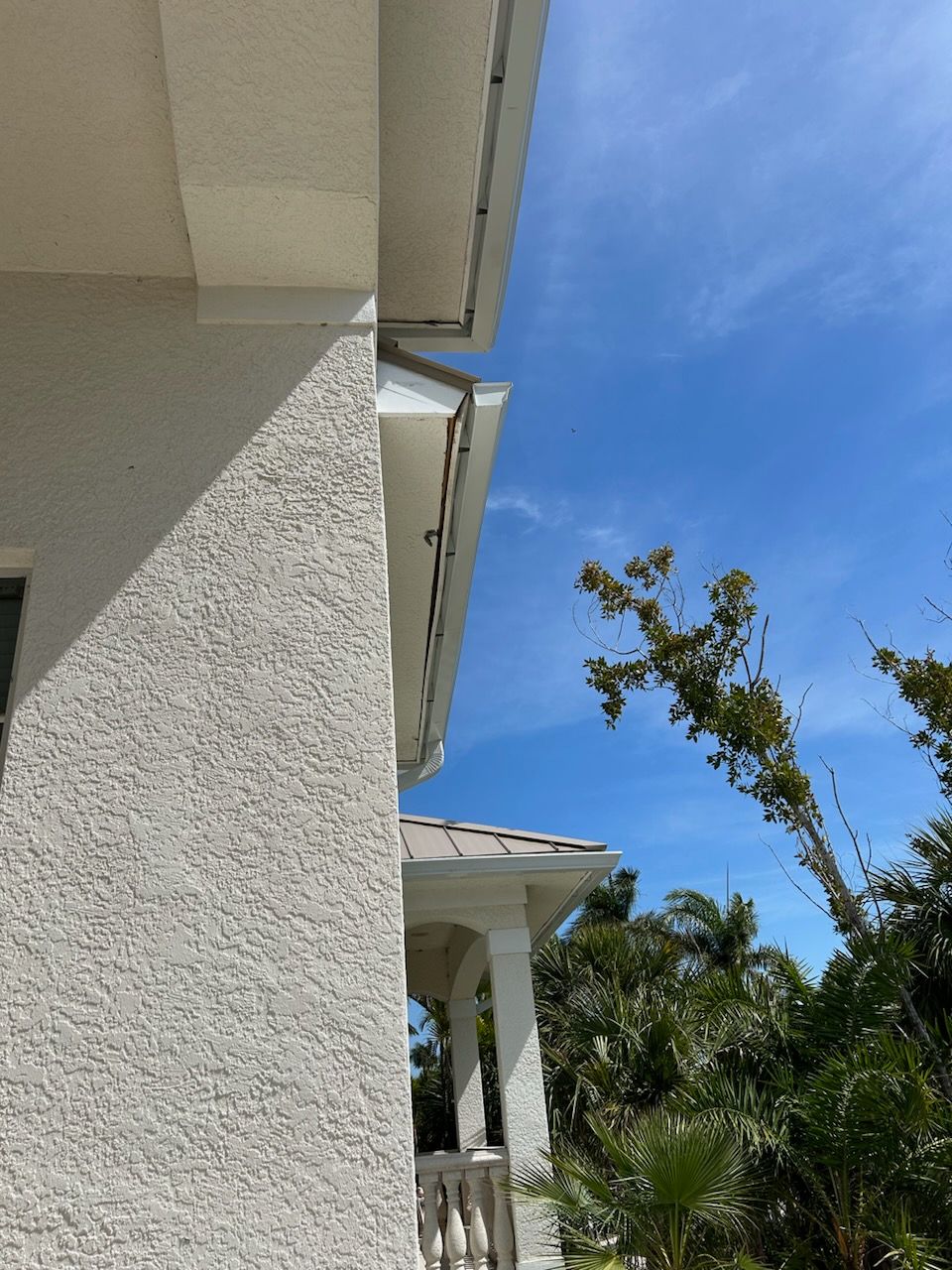 Commercial Gutters for Resorts in Sanibel FL by Gutter Professors
