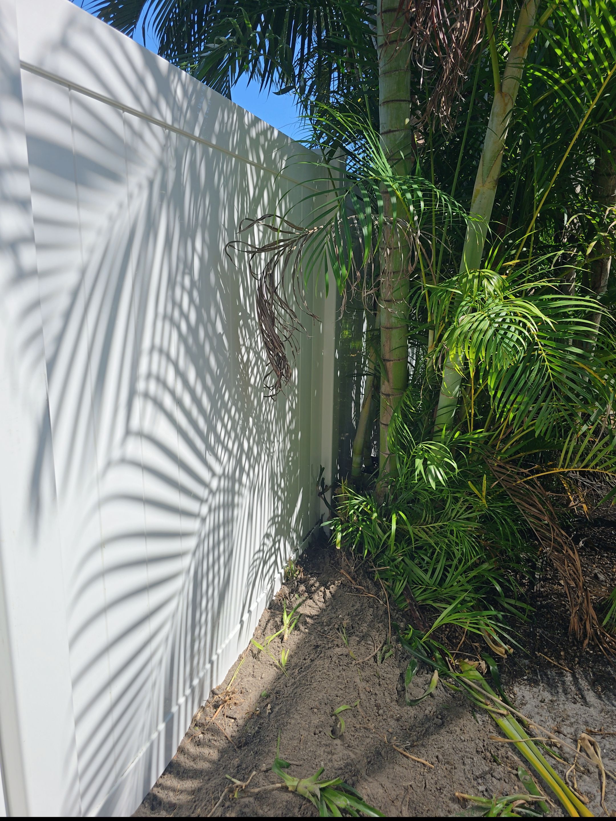 Vinyl Replacement in Naples by True Fence LLC