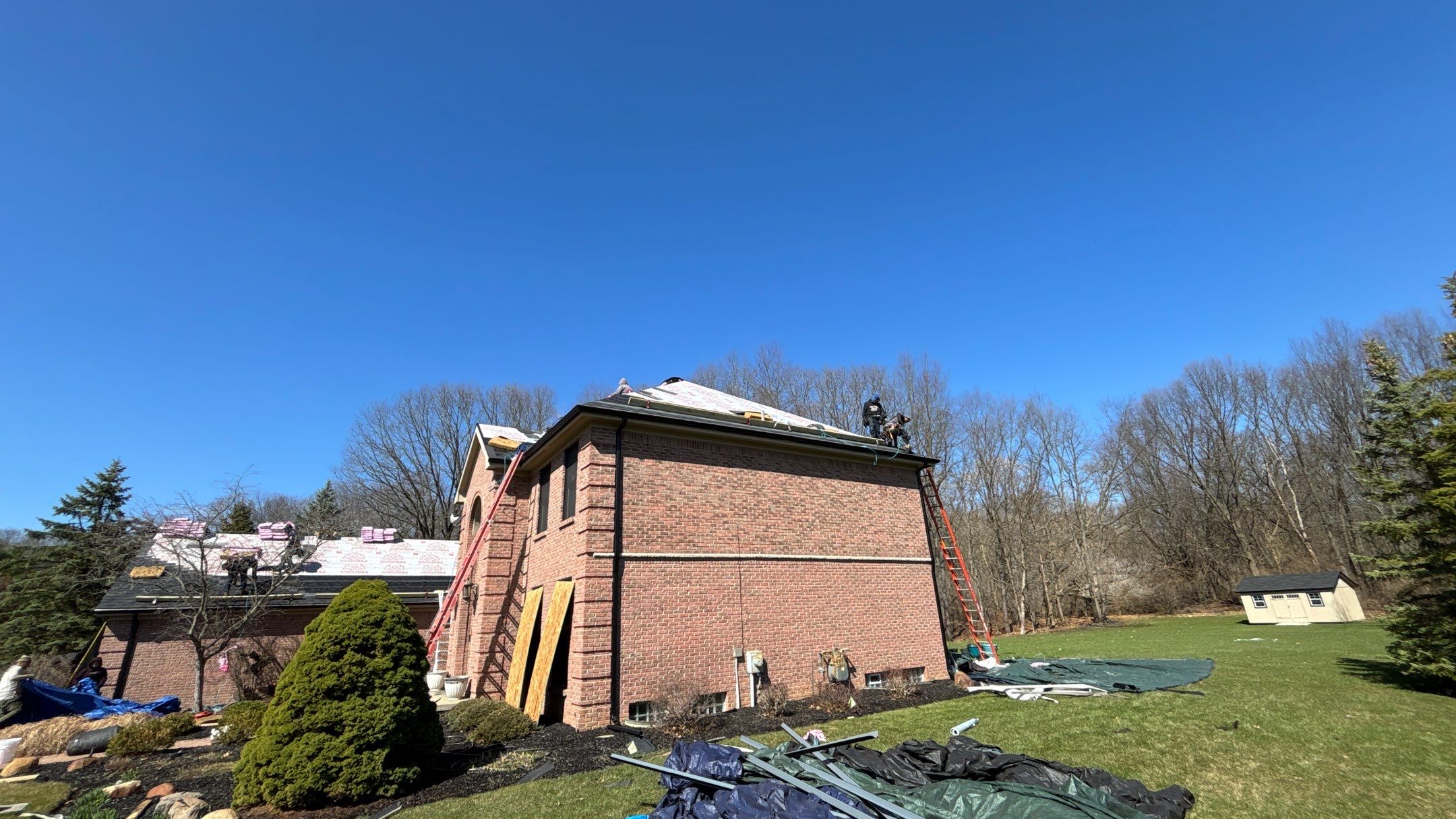 Roof Replacement using Owens Corning Onyx Black by 180 Contractors