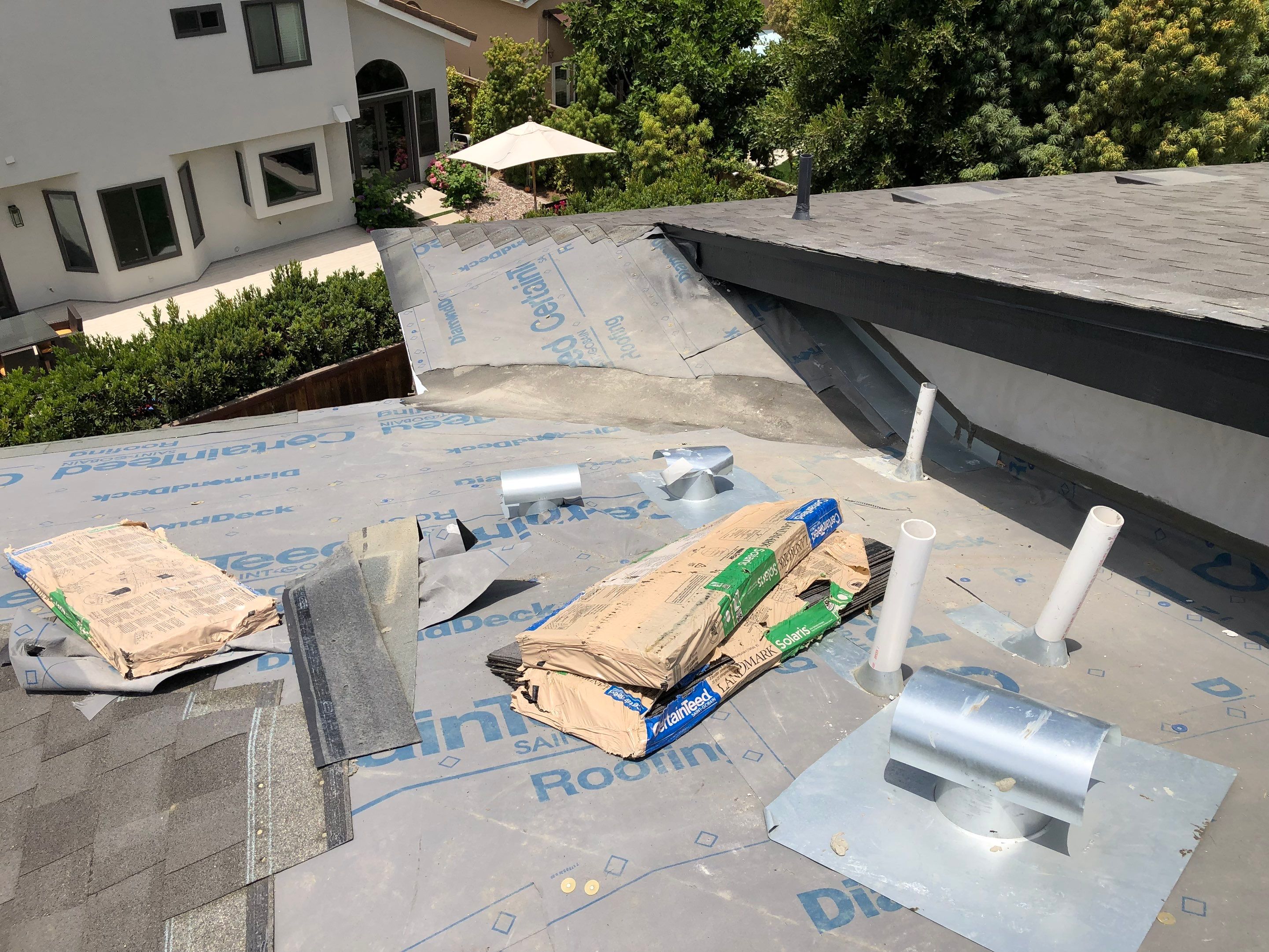 Rancho Santa Fe New Construction Roof | CertainTeed Landmark Solaris with Integrated Solar by Zenith Roofing Services