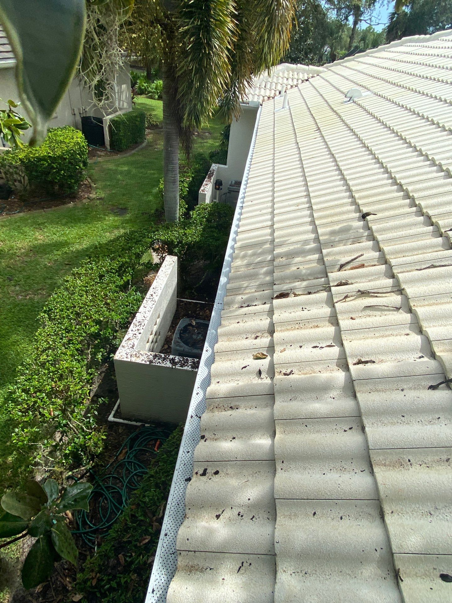 Leaf Guard using Gutter Guards for Florida Home by Gutter Professors