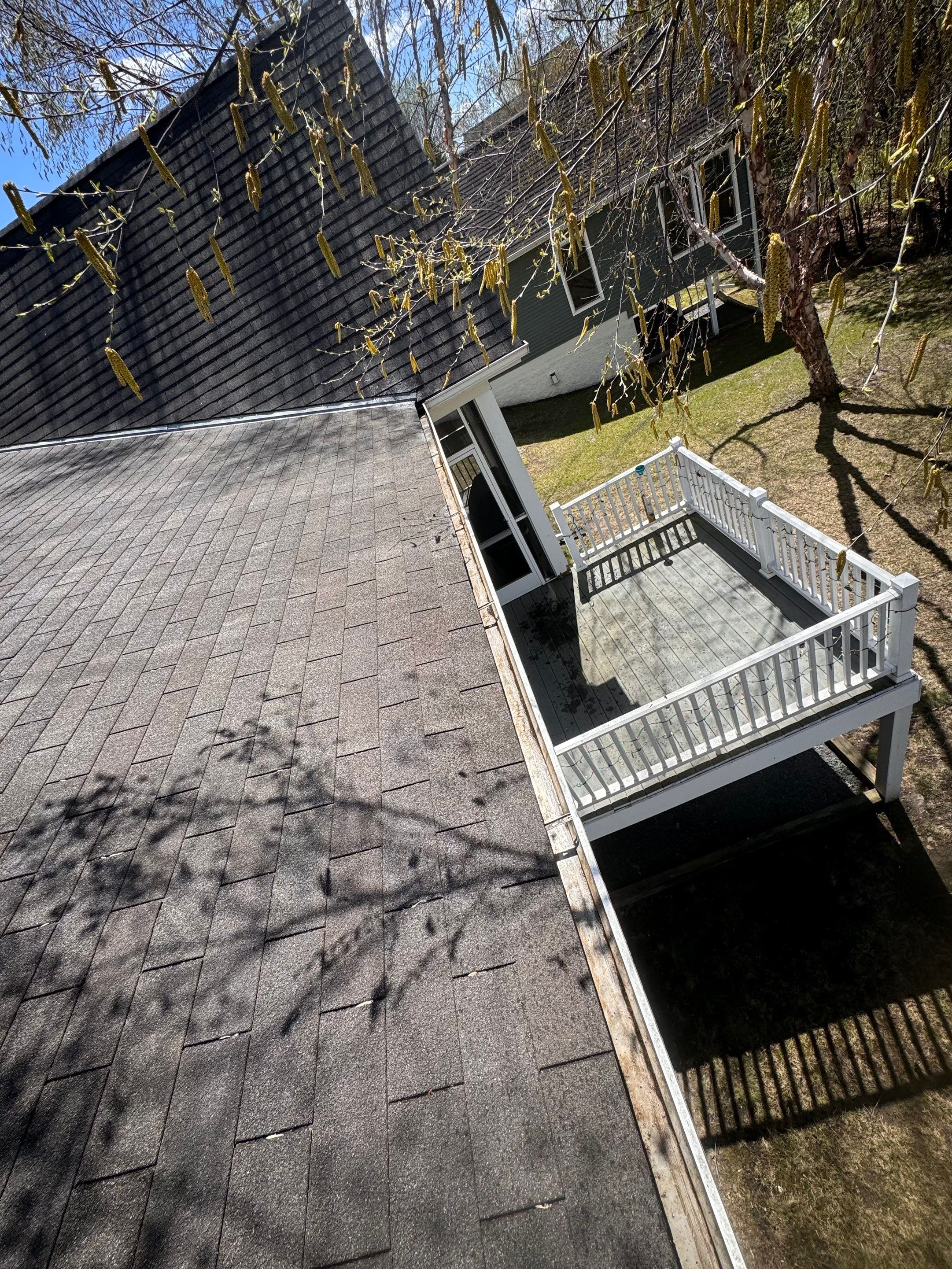 Commercial gutter cleaning Duluth after photo with clean gutters