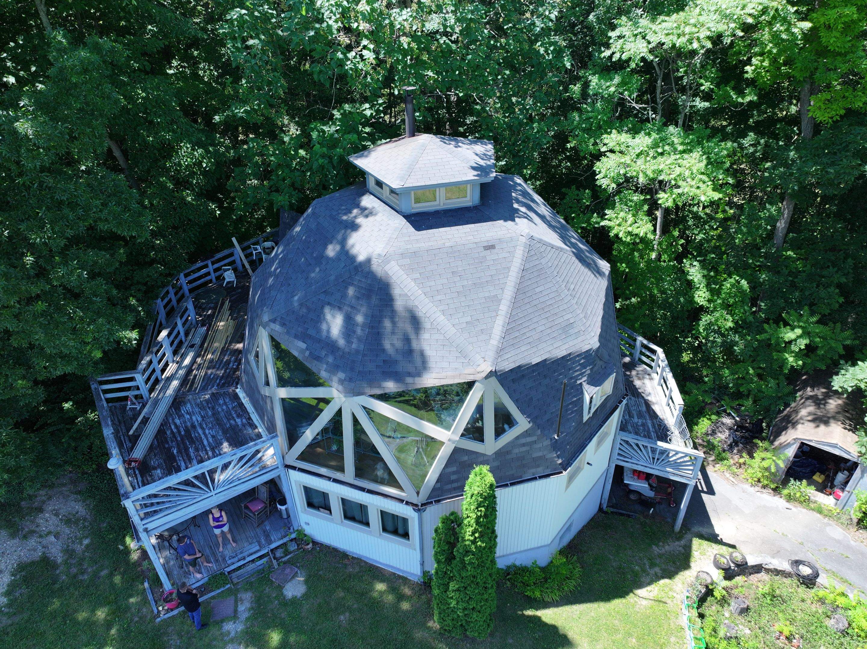 Maggard Residence by Omnia Roofing