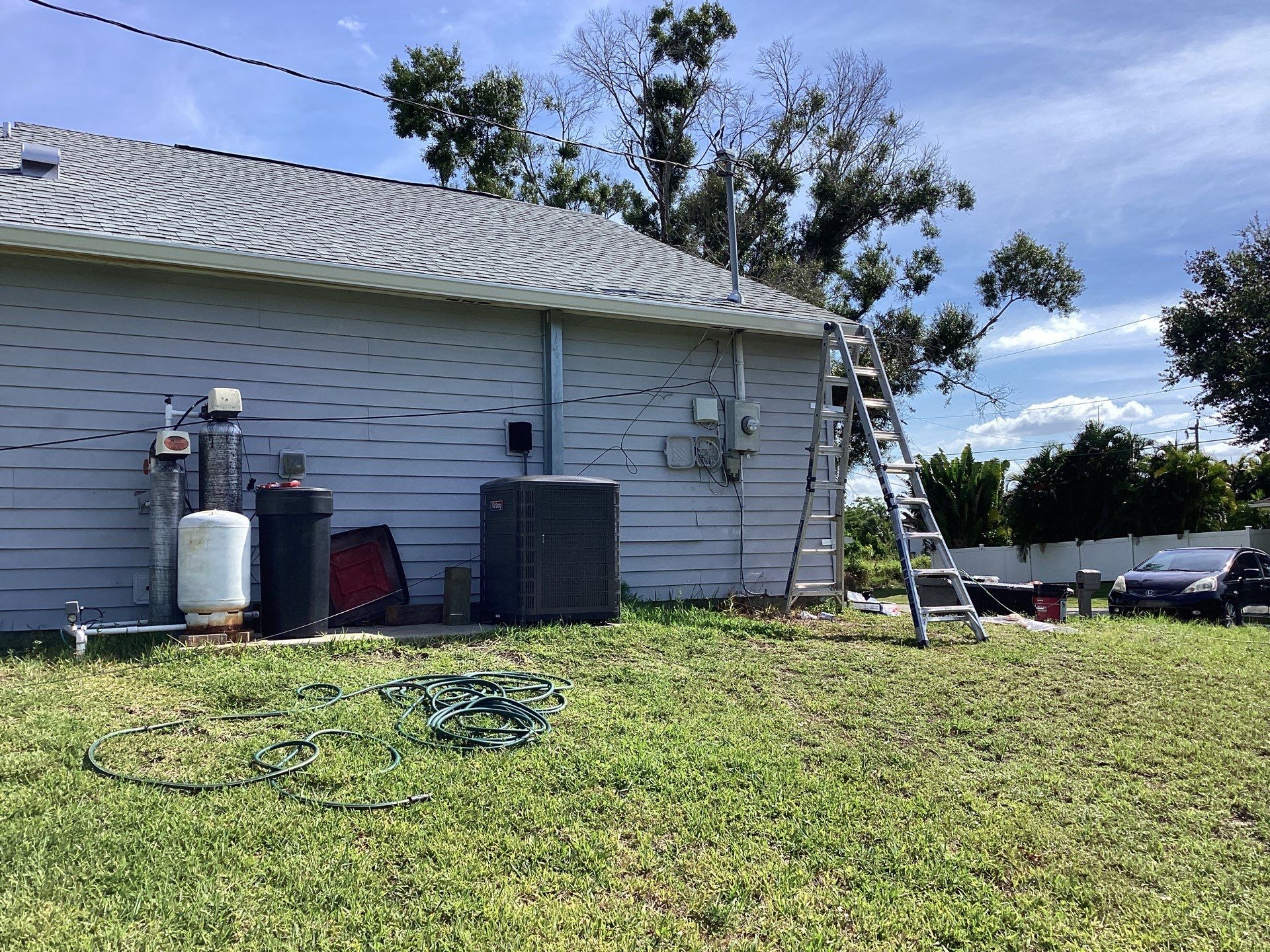 Aluminum Seamless Gutters using Splash Guard in Cape Coral FL by Gutter Professors