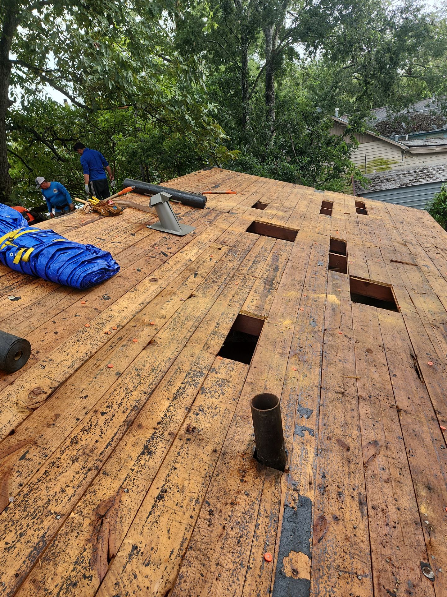Residential Roofing Installation using Owen's Corning Duration (Lifetime) Shingles by Roof Repair Company