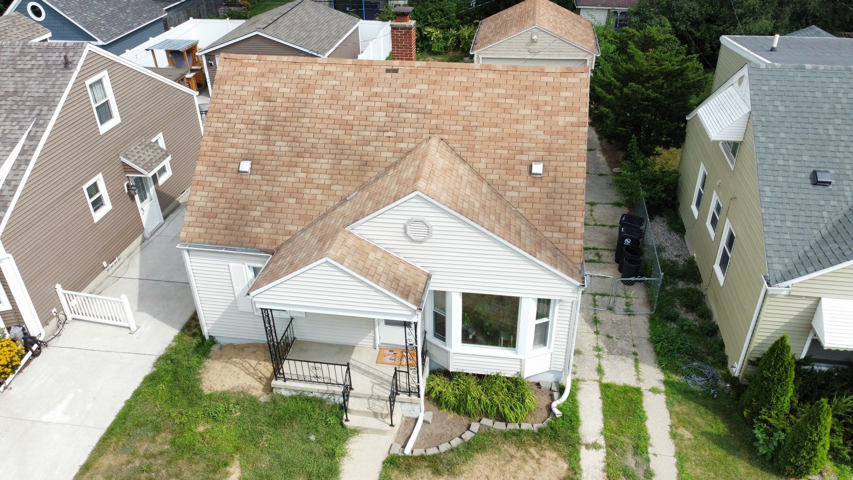 Roof Replacement - Private Residence  by Bloomfield Construction & Restoration