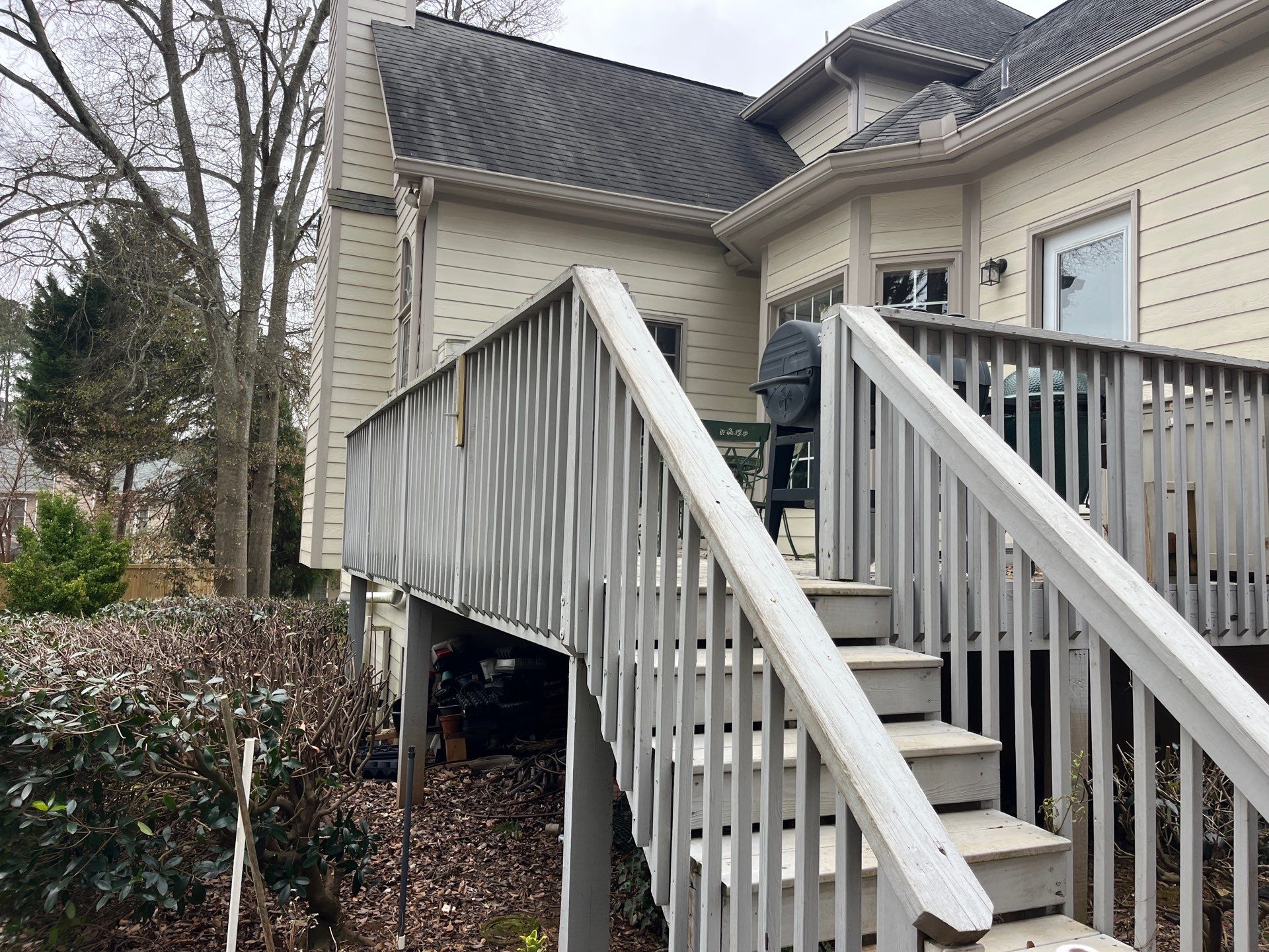 Deck Stain using Sherwin Williams Self Priming SuperDeck SOLID Stain by Nelson Exteriors 