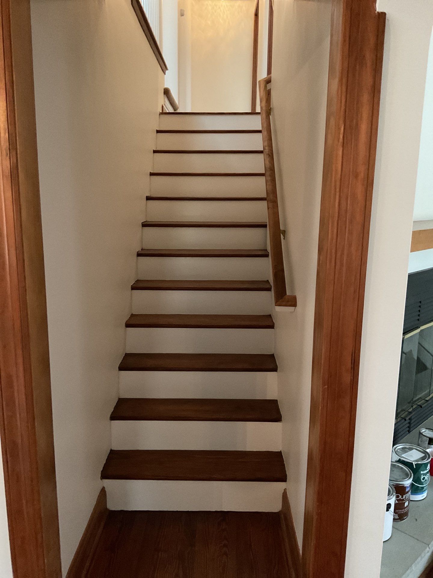 Full Interior Transformation in Media by Groovy Hues