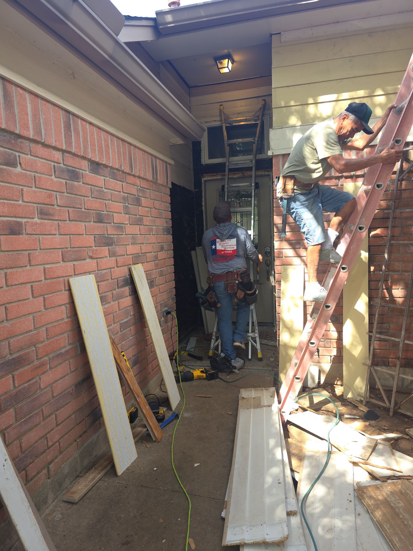 Siding project in Cedar Park, TX by REPS Austin Area Roofer