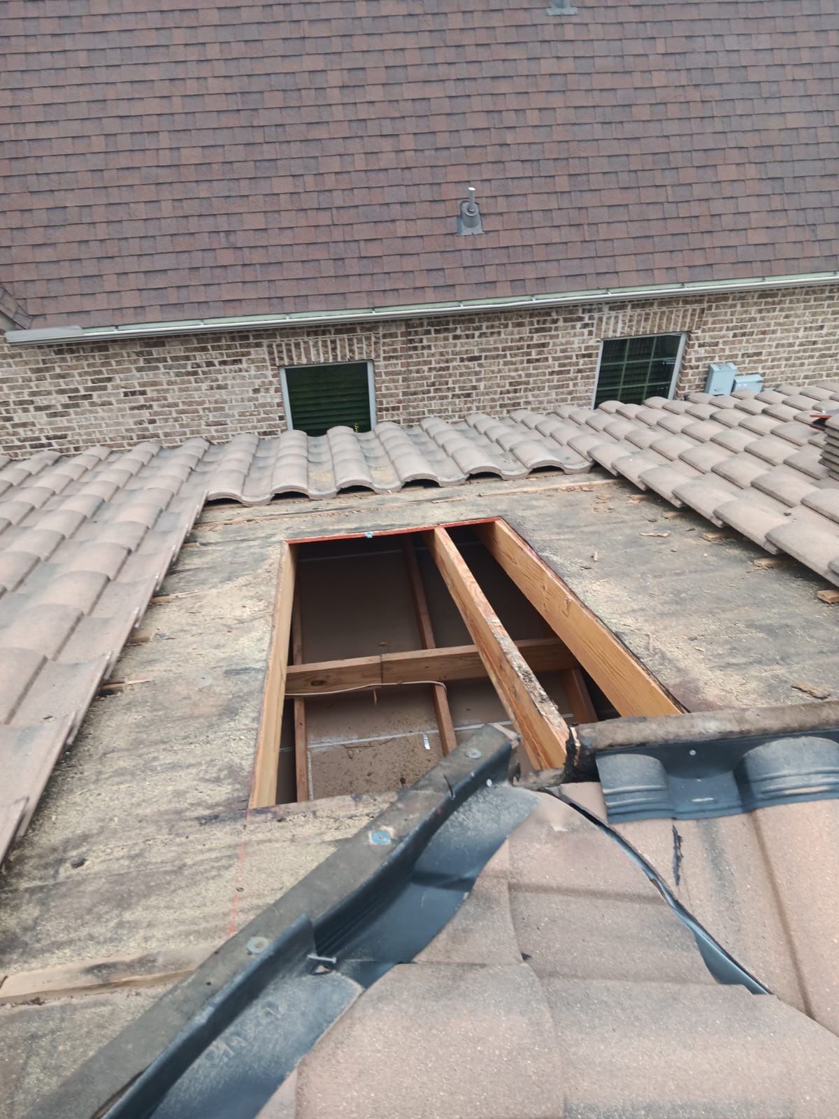 Tile Roof Repair by Roof Repair Company