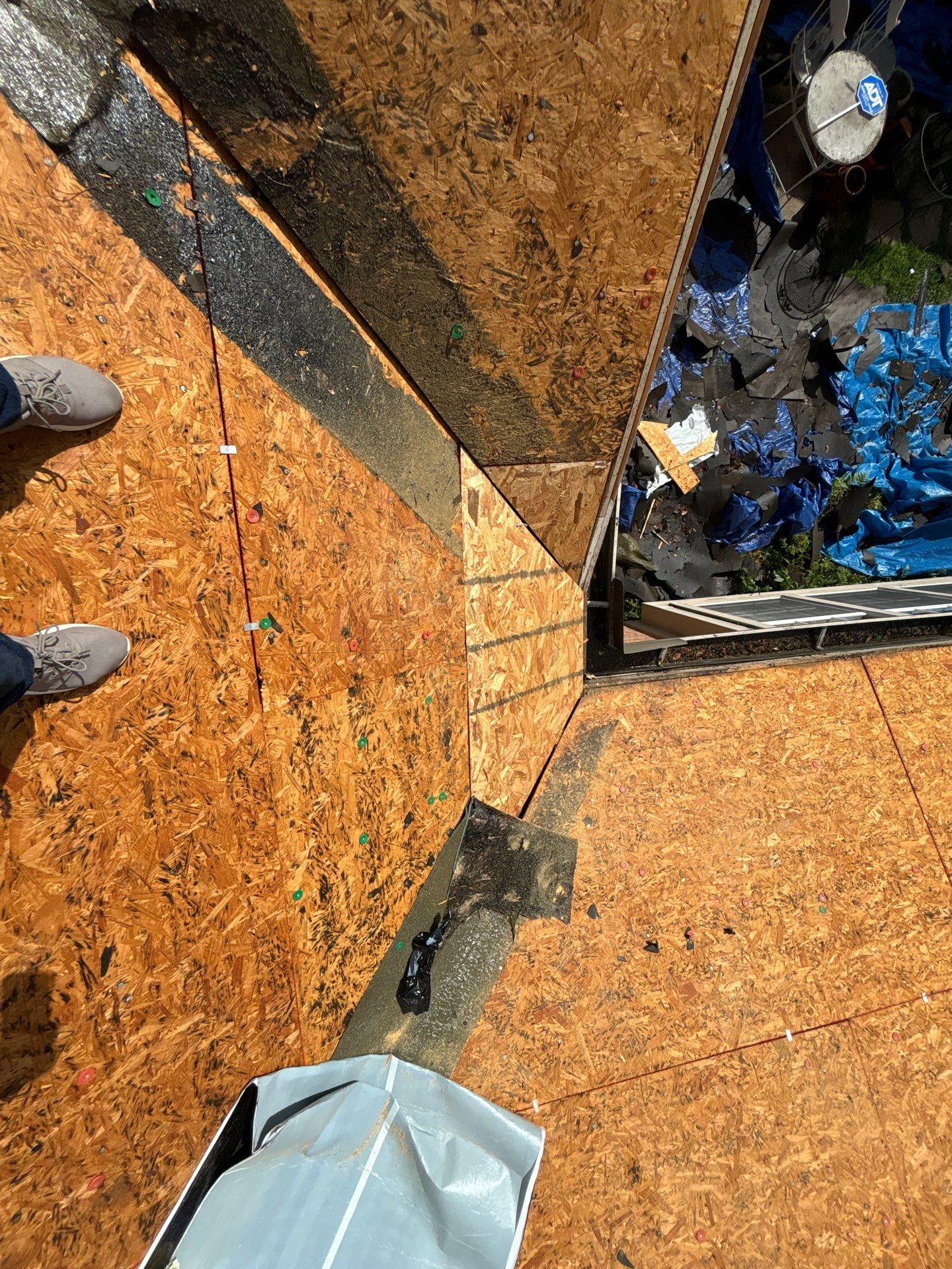 Residential Roofing Installation using Owen's Corning Duration (Lifetime) Shingles by Roof Repair Company