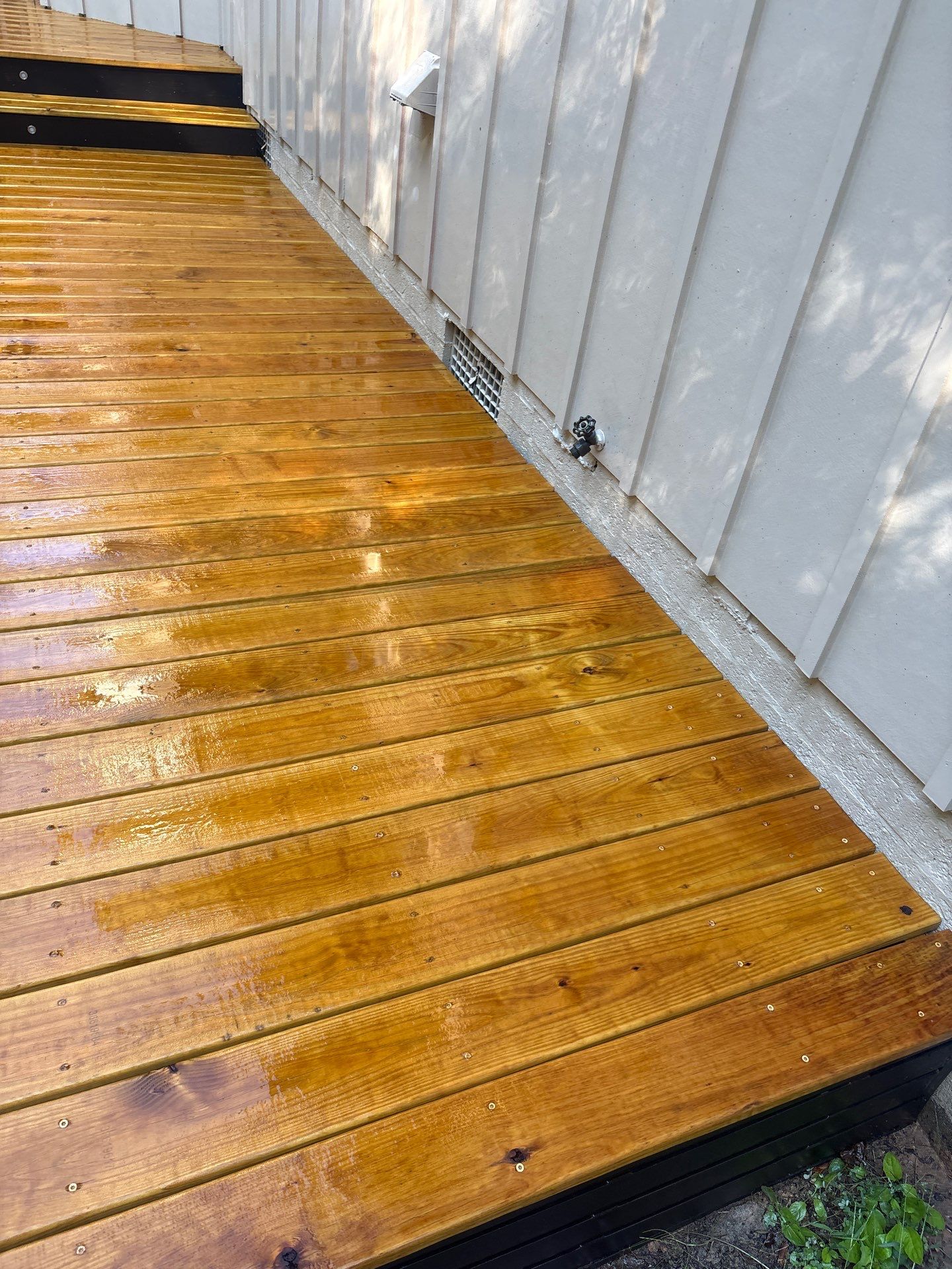 Deck using Wood Sealant by DuraSeal