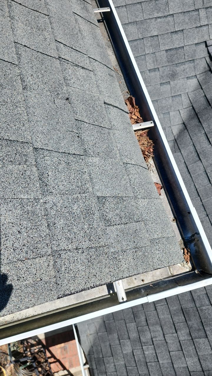 House Wash using cleaner by Power Wash Masters LLC
