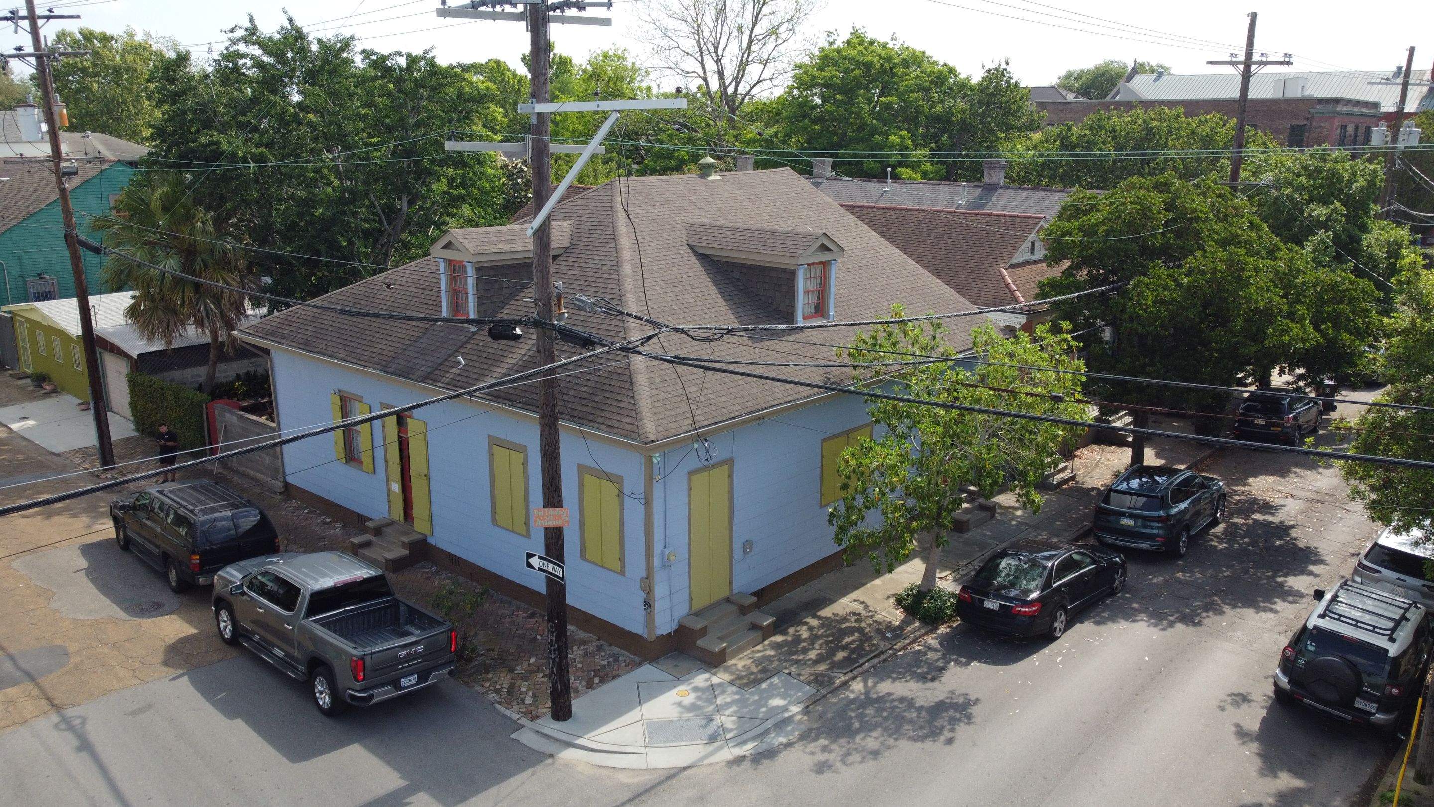 Roof Replacement in New Orleans by HDS Contractors