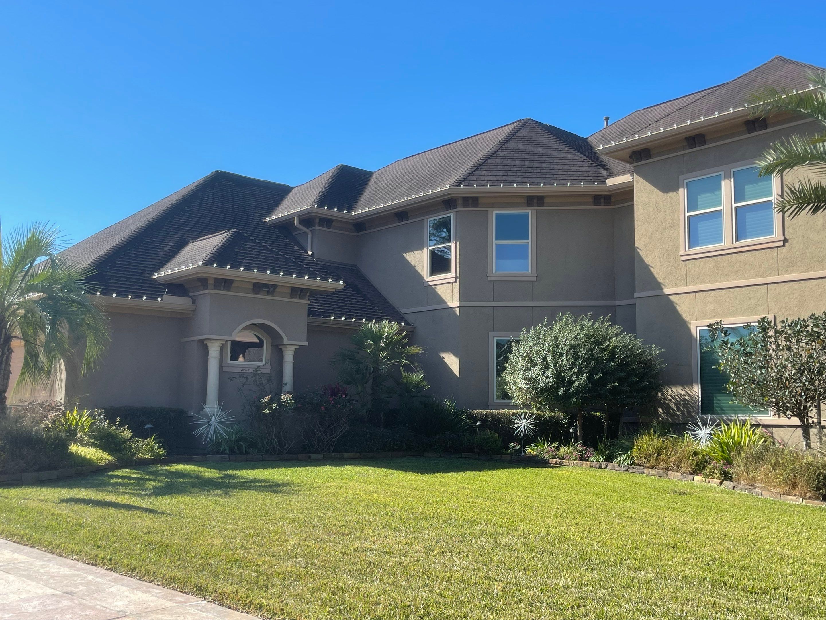 Residential Roof Replacement by Elite Roofing LLC