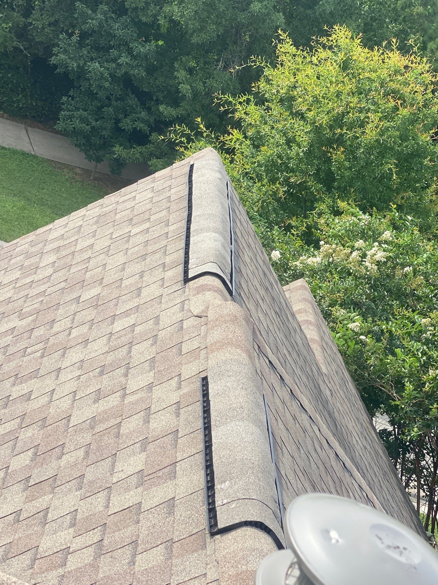 Hail Damage using Owen's Corning Duration (Lifetime) Shingles by Roof Repair Company