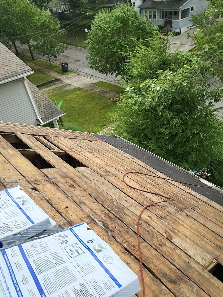 ATLAS PINNACLE COLOR: BLACK SHADOW by Eagle Eye Roofing