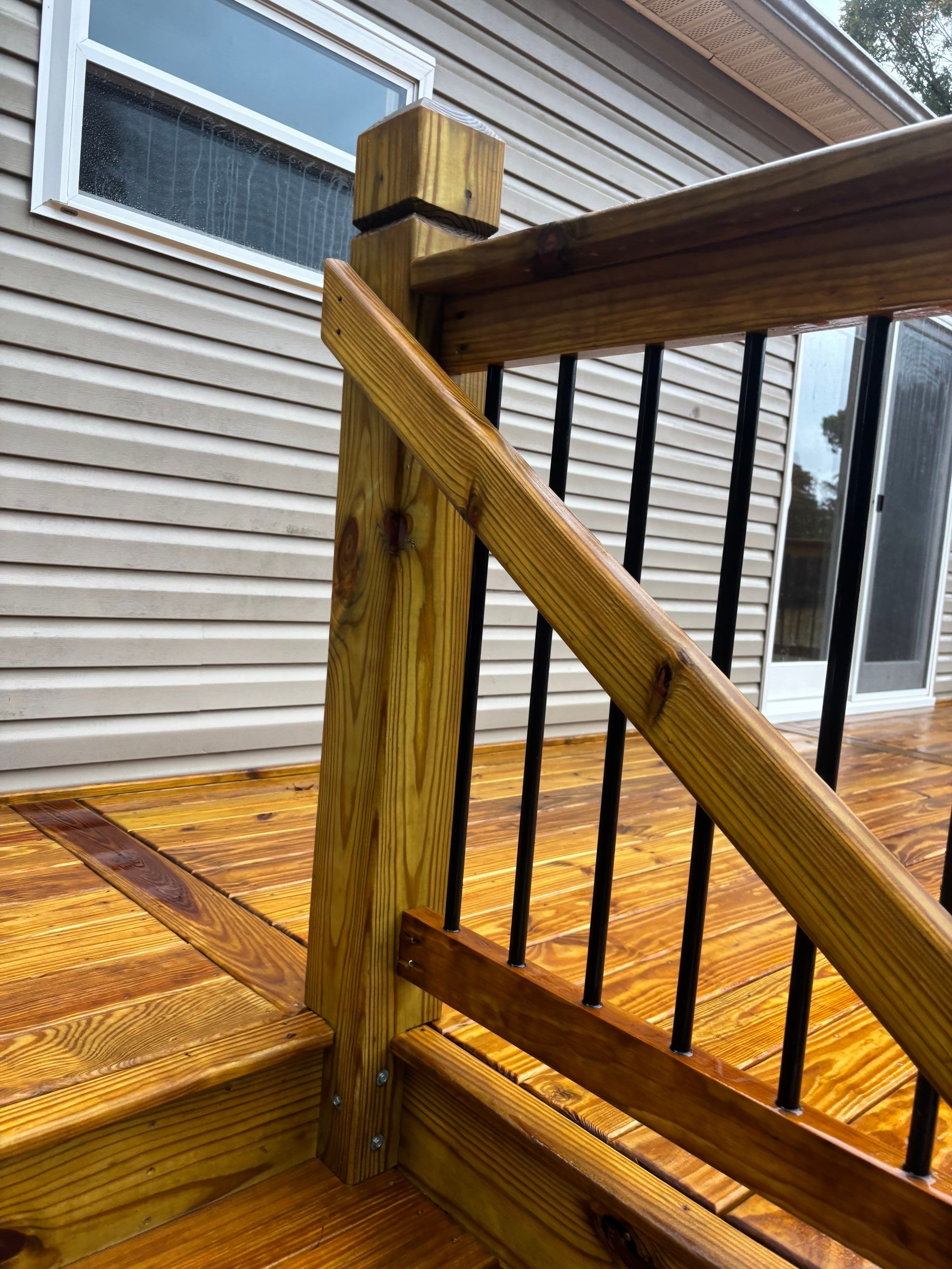 Wood Deck using Wood Sealant by DuraSeal