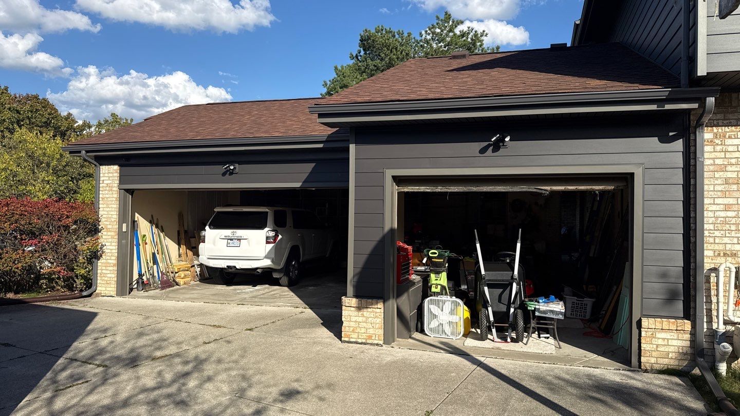 Siding Replacement using Alside S7 Cedar Mill Grain Cast Iron by 180 Contractors
