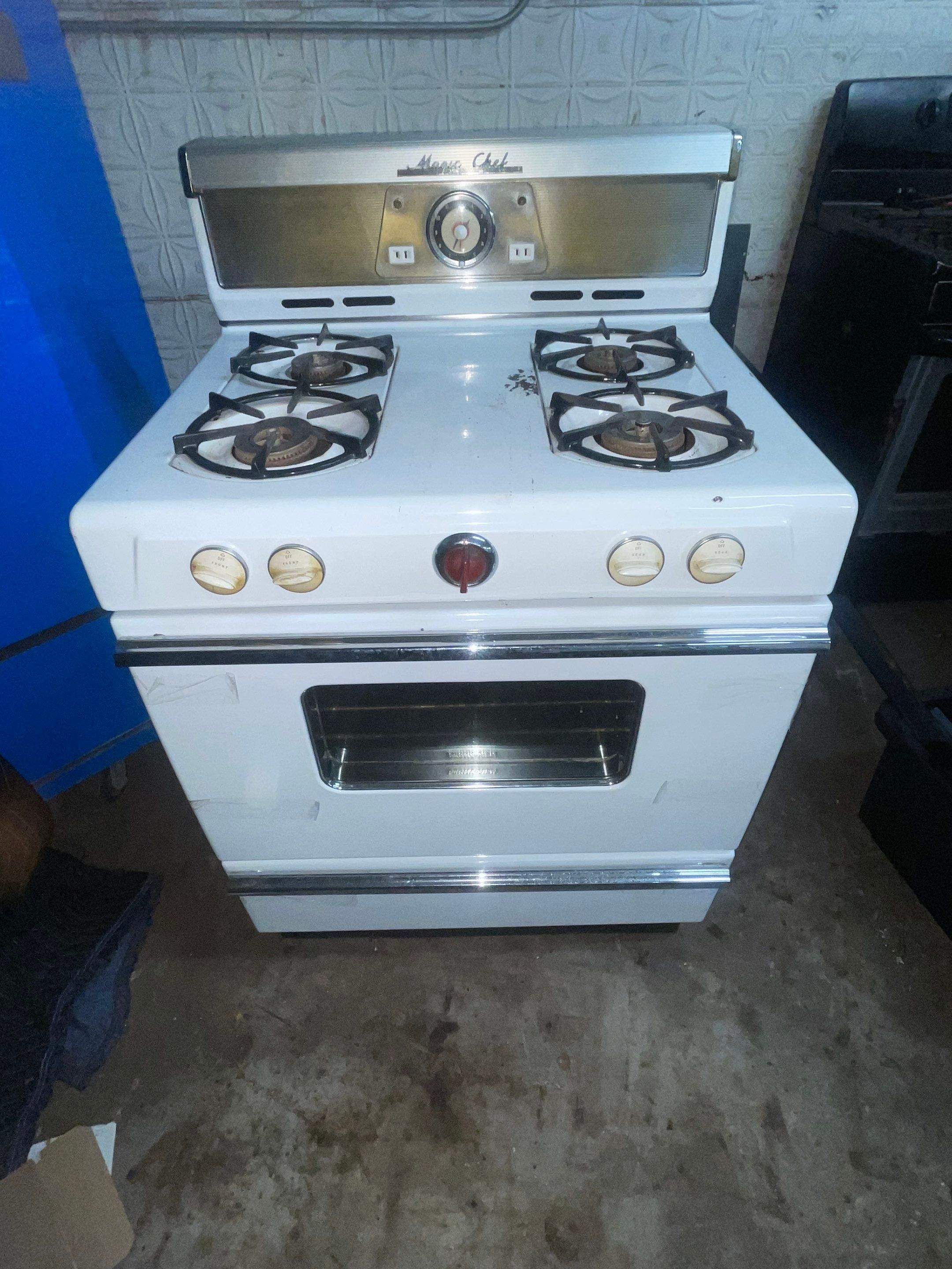 Stoves for Sale as of December 2023 by Belgrove Appliance Inc