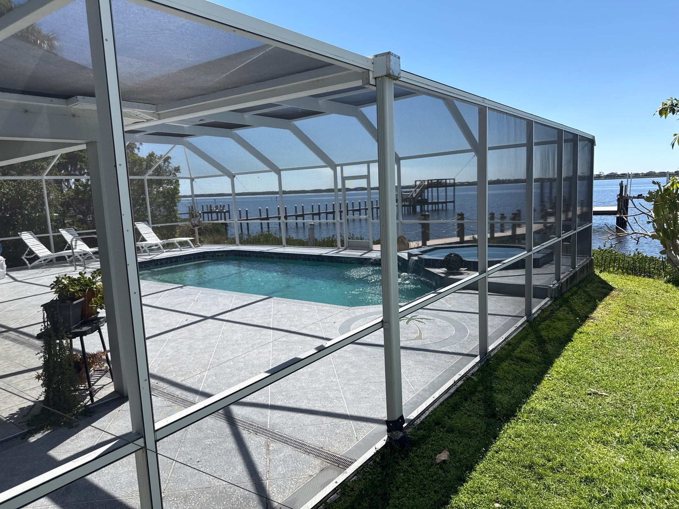 🏡 From Green to Clean! 🌊 Epic House & Pool Cage Cleaning on the Manatee River | Ellenton, FL 💦 by Sunshine AquaWash