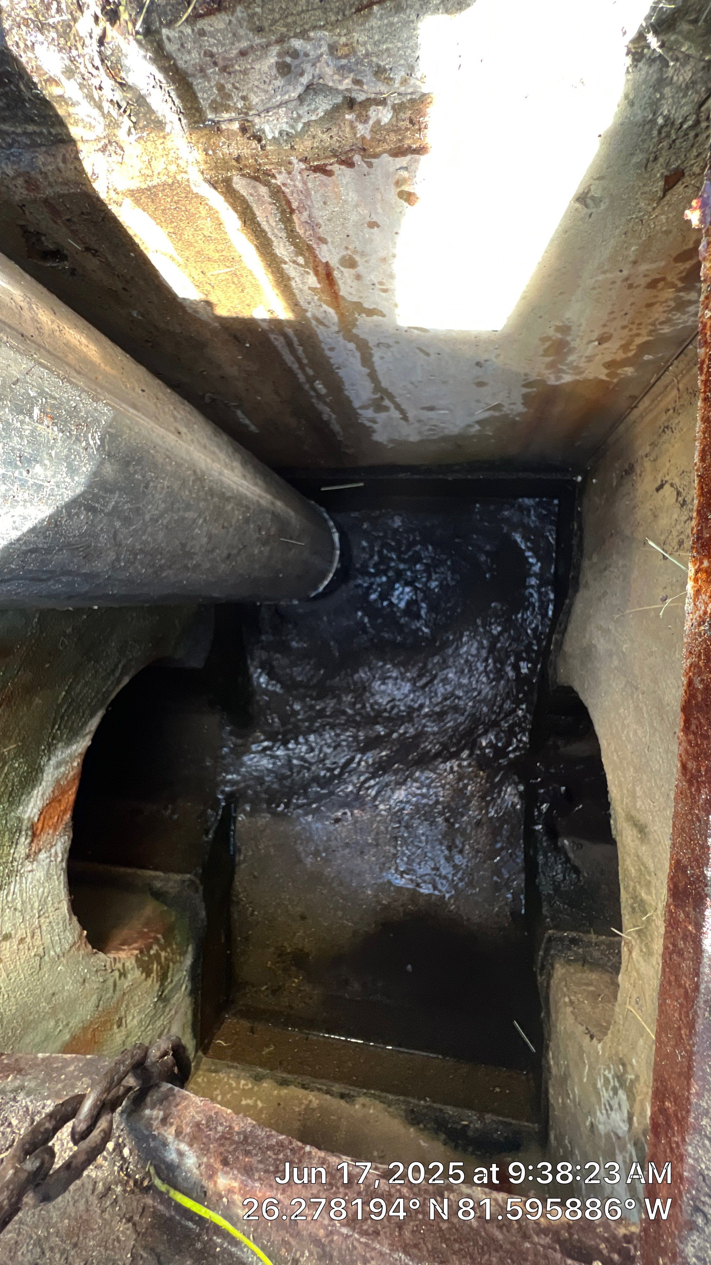 Naples Association Stormwater System Cleaning by APS Power & Water