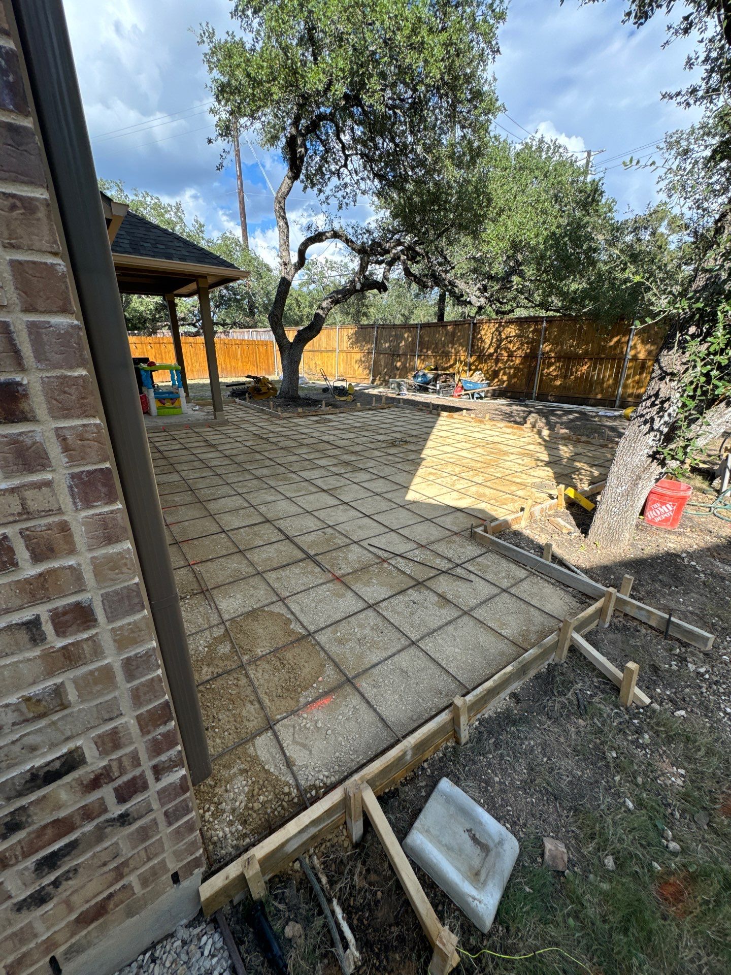 Wortham Oaks - San Antonio, TX by Hole In One Lawns, LLC