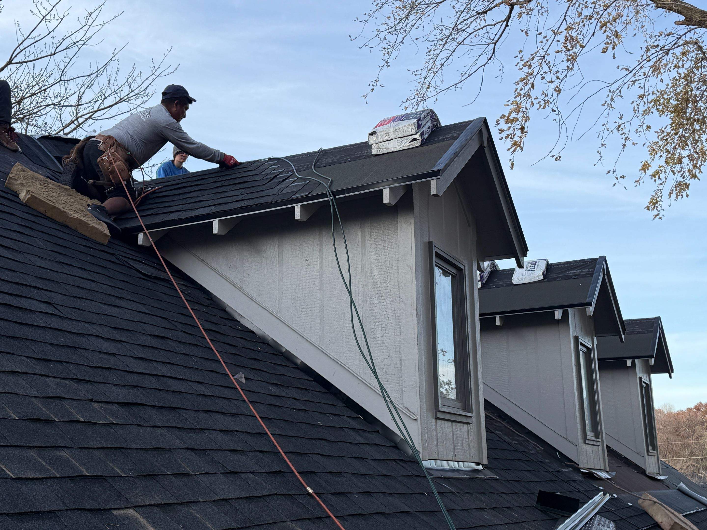 Bellevue Residential Roof Replacement With Gray Architectural Asphalt Shingles by Star Home