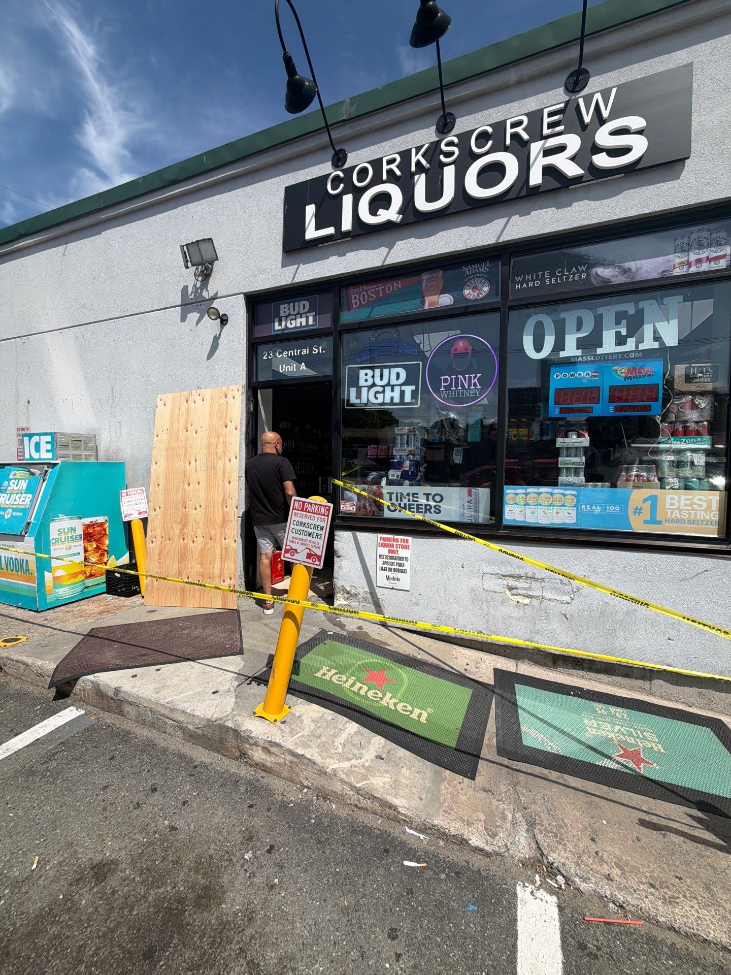 Retail Storefront Emergency Board Up and Door Replacement in Peabody by Boston Board Up