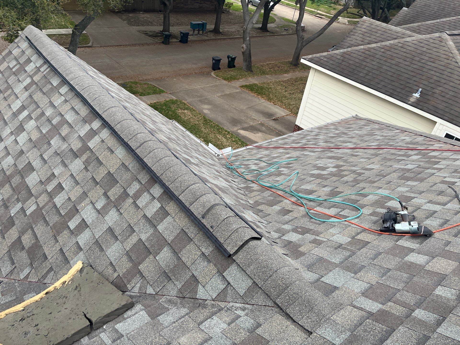 Residential Roofing Installation using Owen's Corning Duration (Lifetime) Shingles by Roof Repair Company