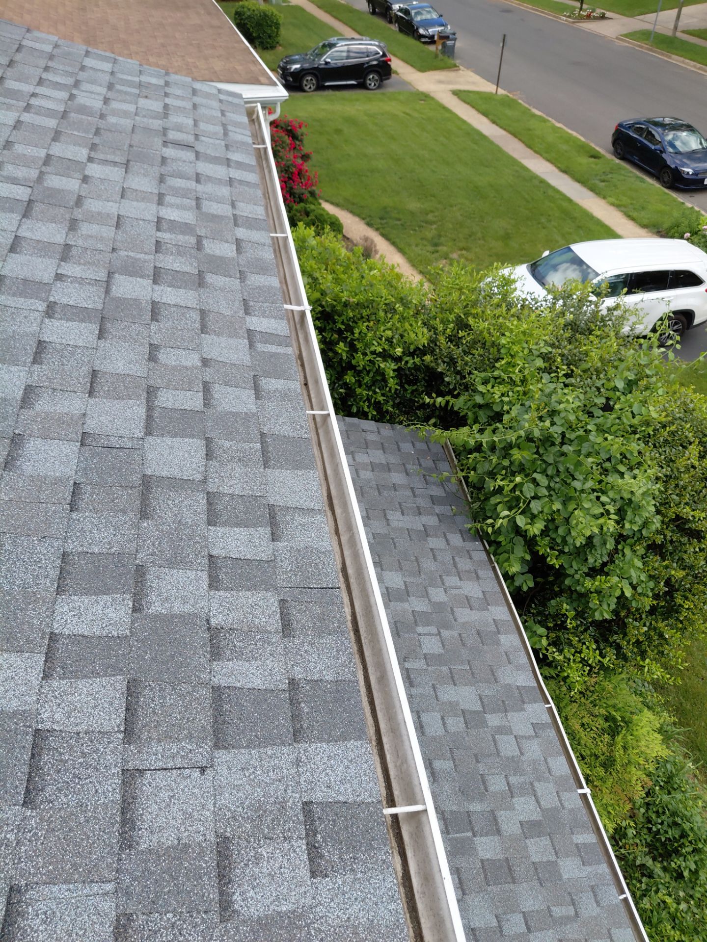 Alexandria: Residential Roof Replacement with CertainTeed Landmark Pro in Max Def Pewter by RM Banning, Inc.