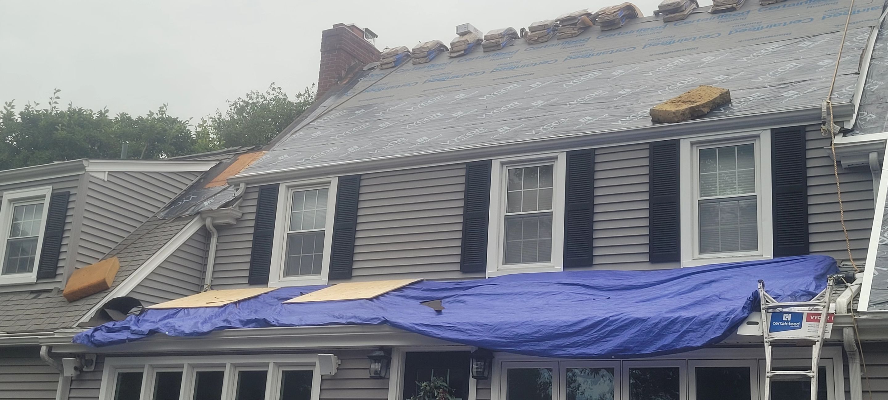 DiGIorgi ROofing & Siding INC new roof in Meriden, CT by DiGiorgi Roofing and Siding Inc