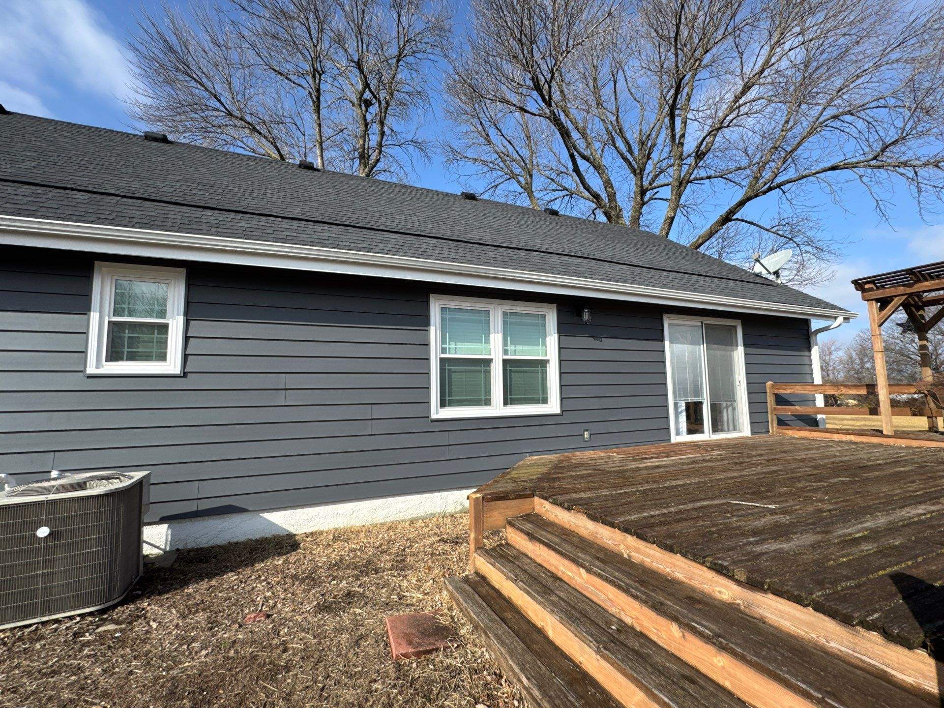 Siding Installation using Craneboard D7 by EEC Windows, Siding & Roofing