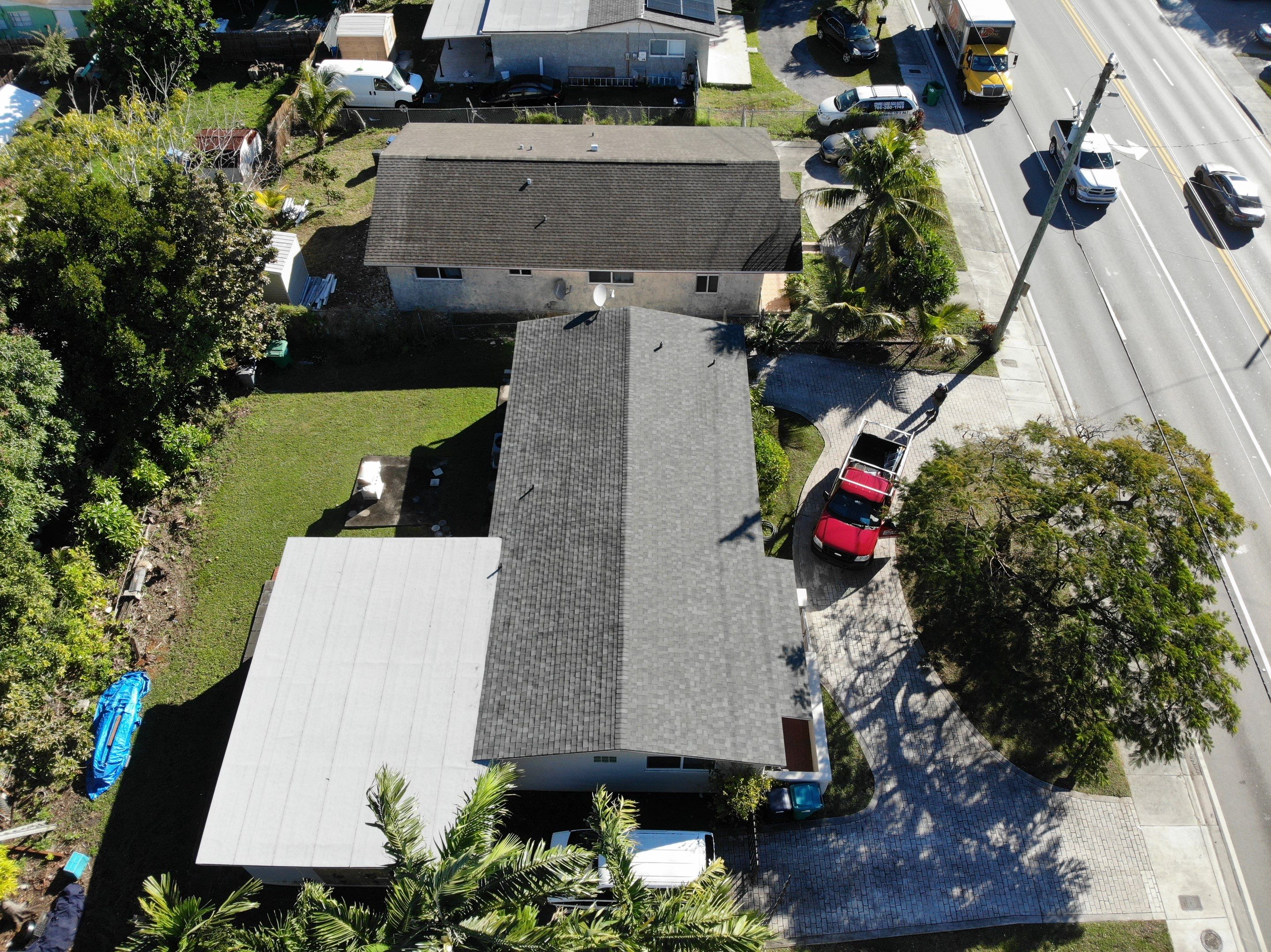 Shingle - CertainTeed Landmark Dimensional - Georgetown Gray by Istueta Roofing