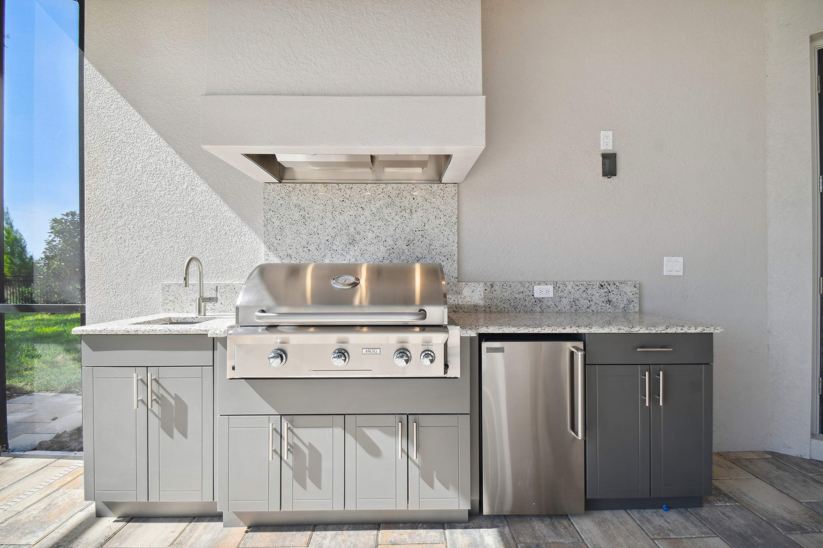 Custom Kingston by Lyons Heritage Tampa, LLC