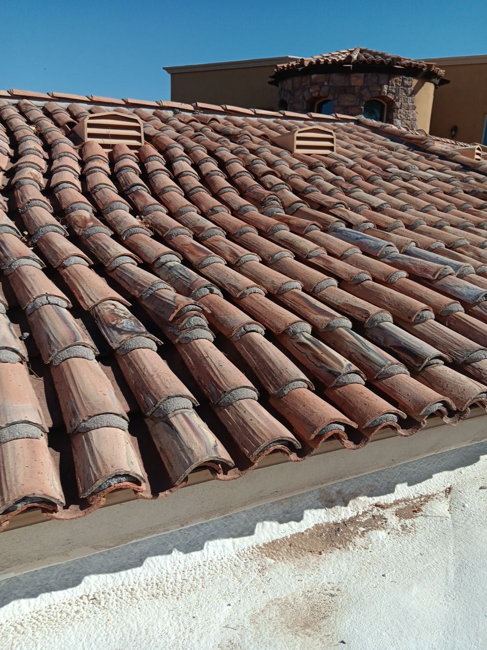 Onyx Concrete Tile by Reimagine Roofing