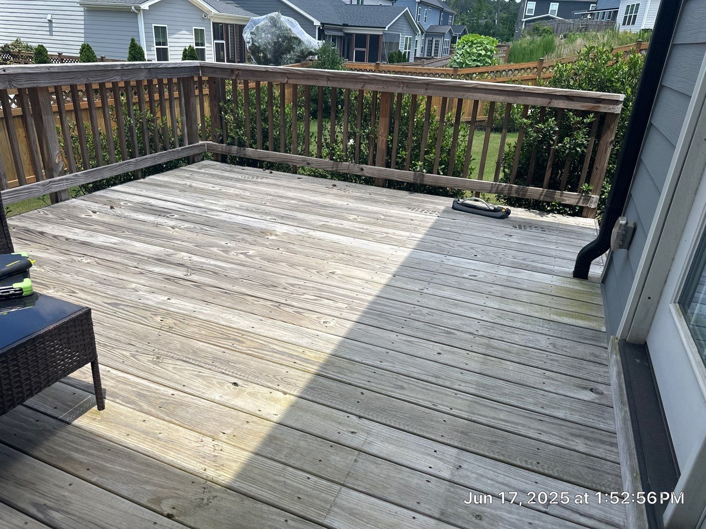 Wood Deck using Wood Sealant by DuraSeal