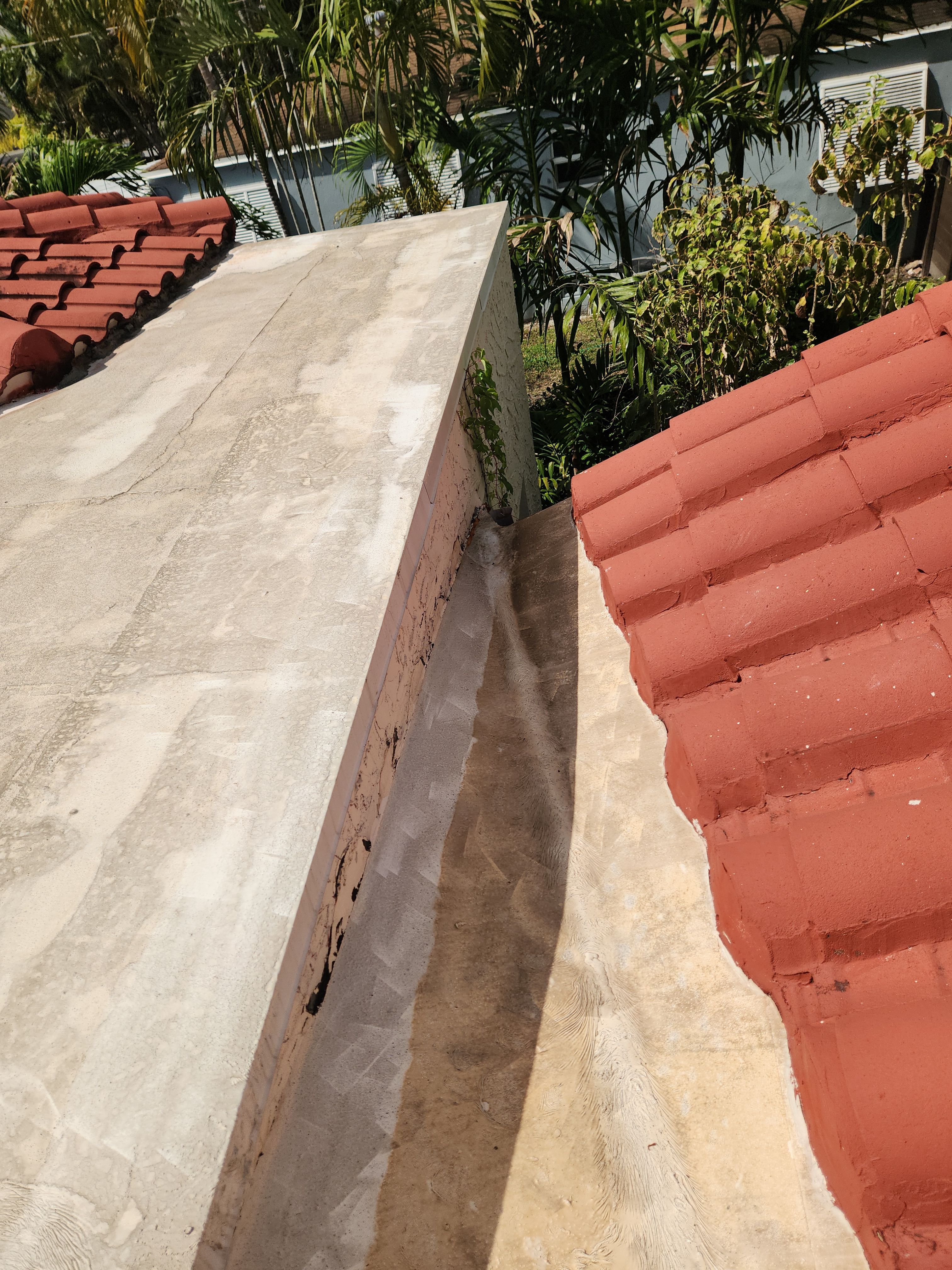 Expert Silicone Roof Coating in Hollywood – Aastro Roofing Delivers Long-Lasting Protection by Aastro Roofing