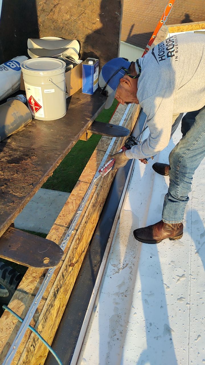 First Assembly of God, De Queen, Arkansas by Hostetler Roofing